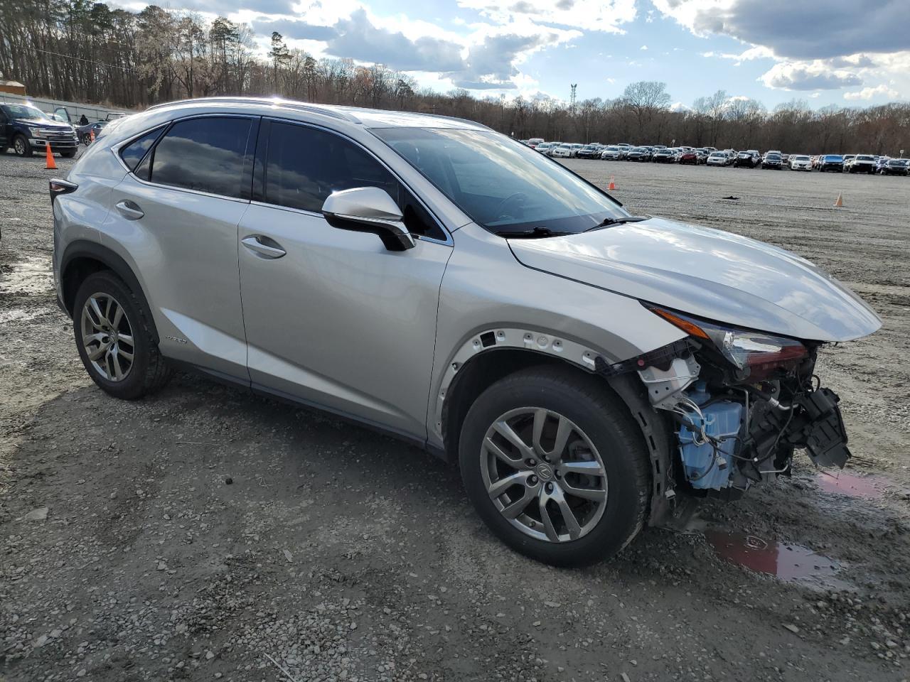 2016 LEXUS NX 300H - Фото 4