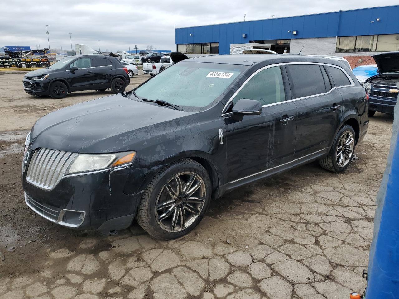 2011 LINCOLN MKT car image