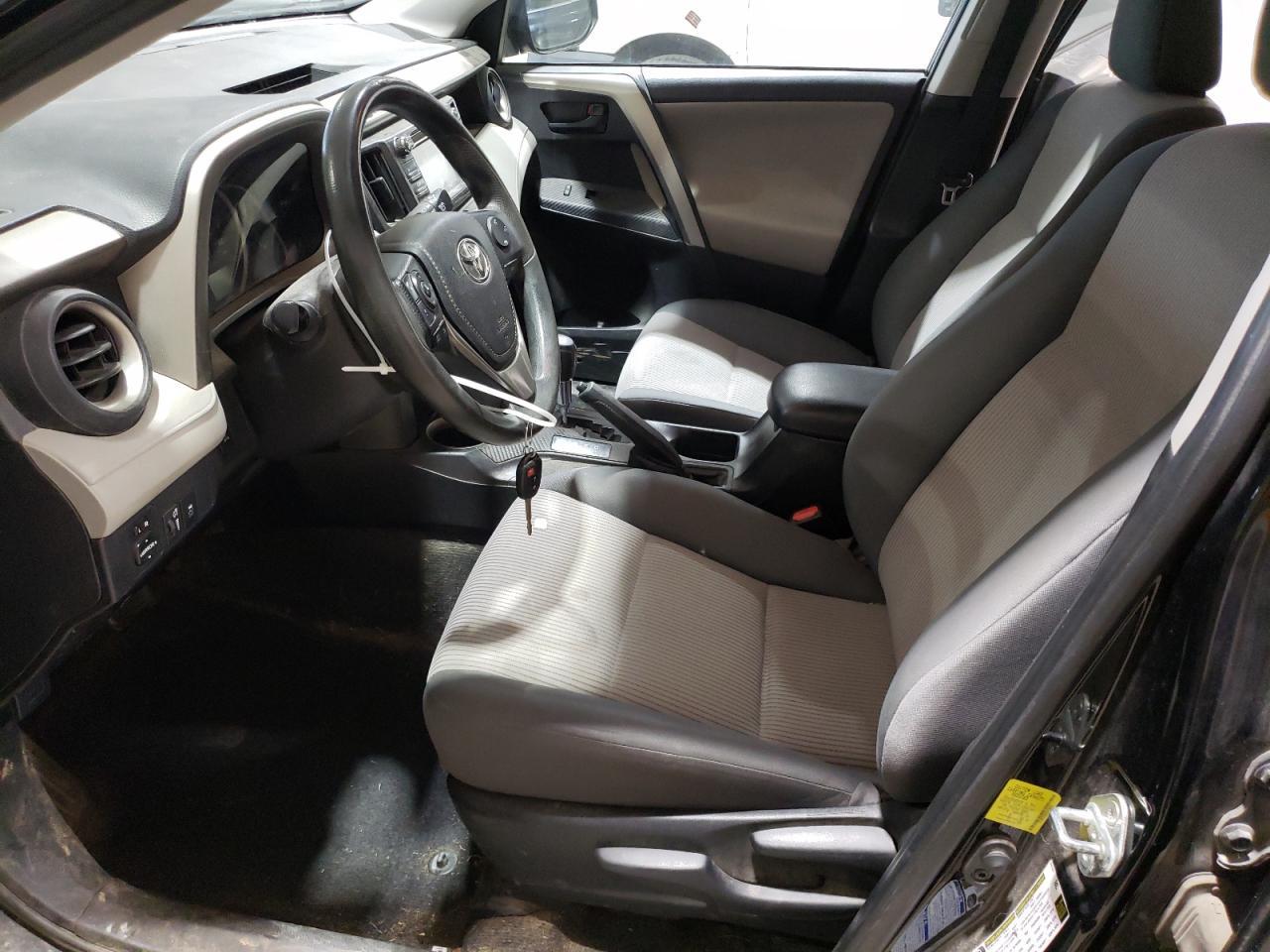 2015 TOYOTA RAV4 LE - Image 7