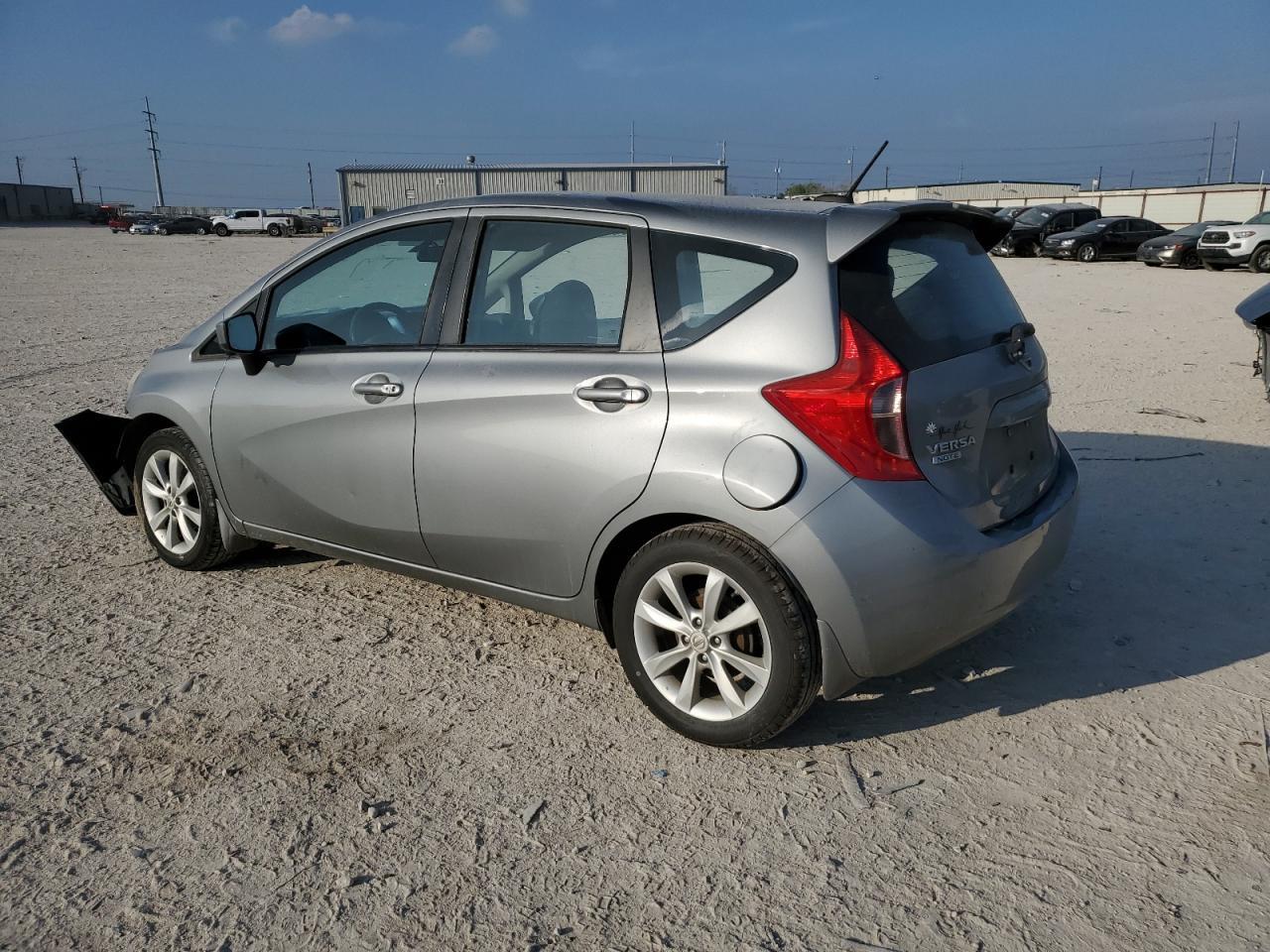 2015 NISSAN VERSA NOTE - Фото 2