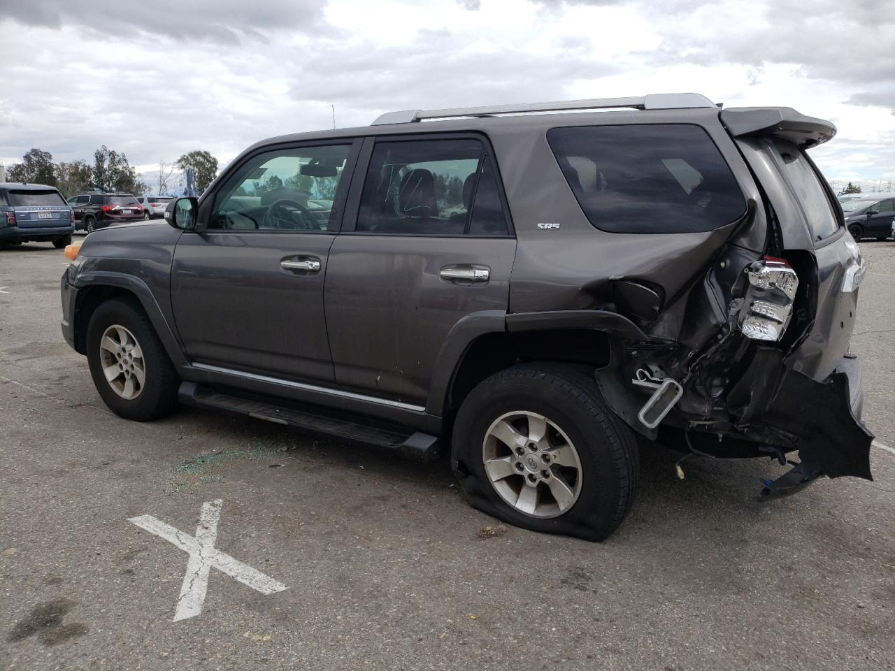 2011 TOYOTA 4RUNNER SR - Image 2