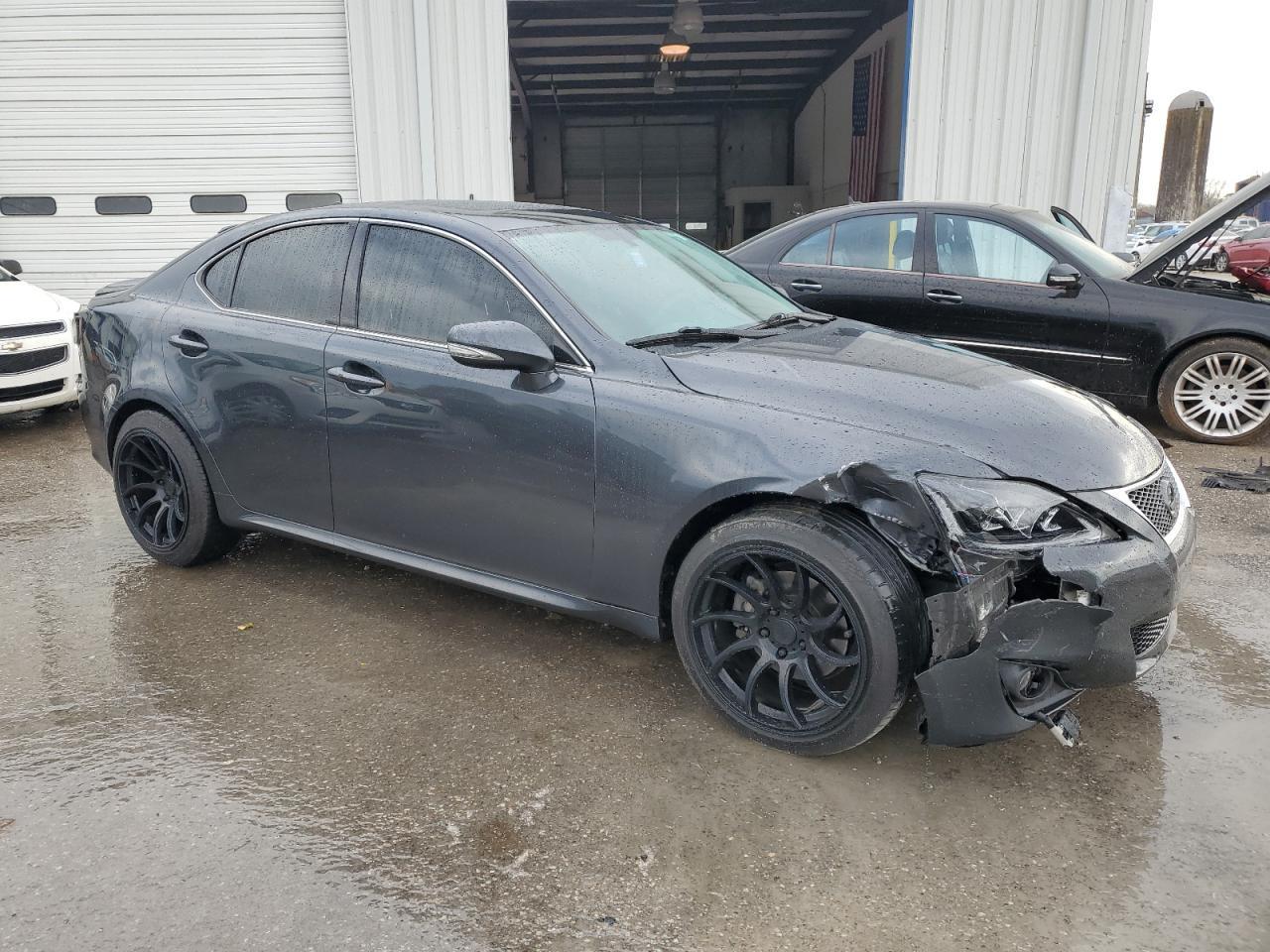 2011 LEXUS IS 250 - Фото 4
