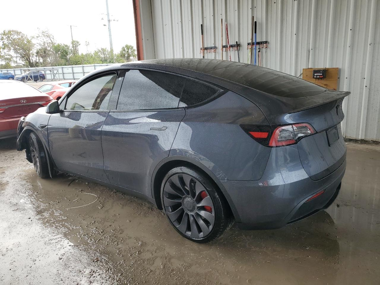 2022 TESLA MODEL Y - Image 2