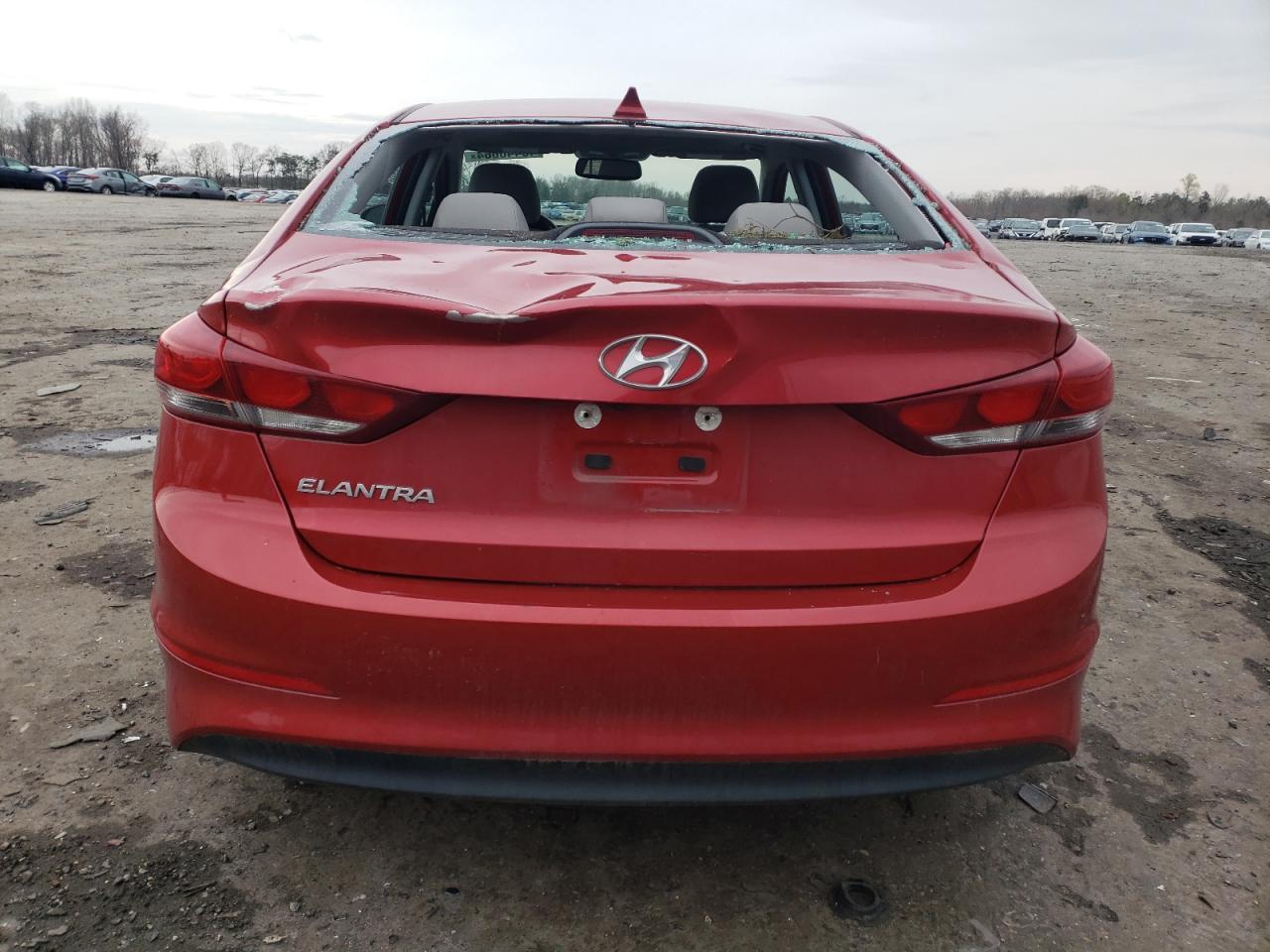 2018 HYUNDAI ELANTRA SE - Image 6