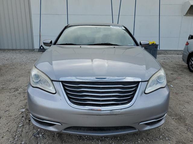 2014 Chrysler 200 Lx - Image 5