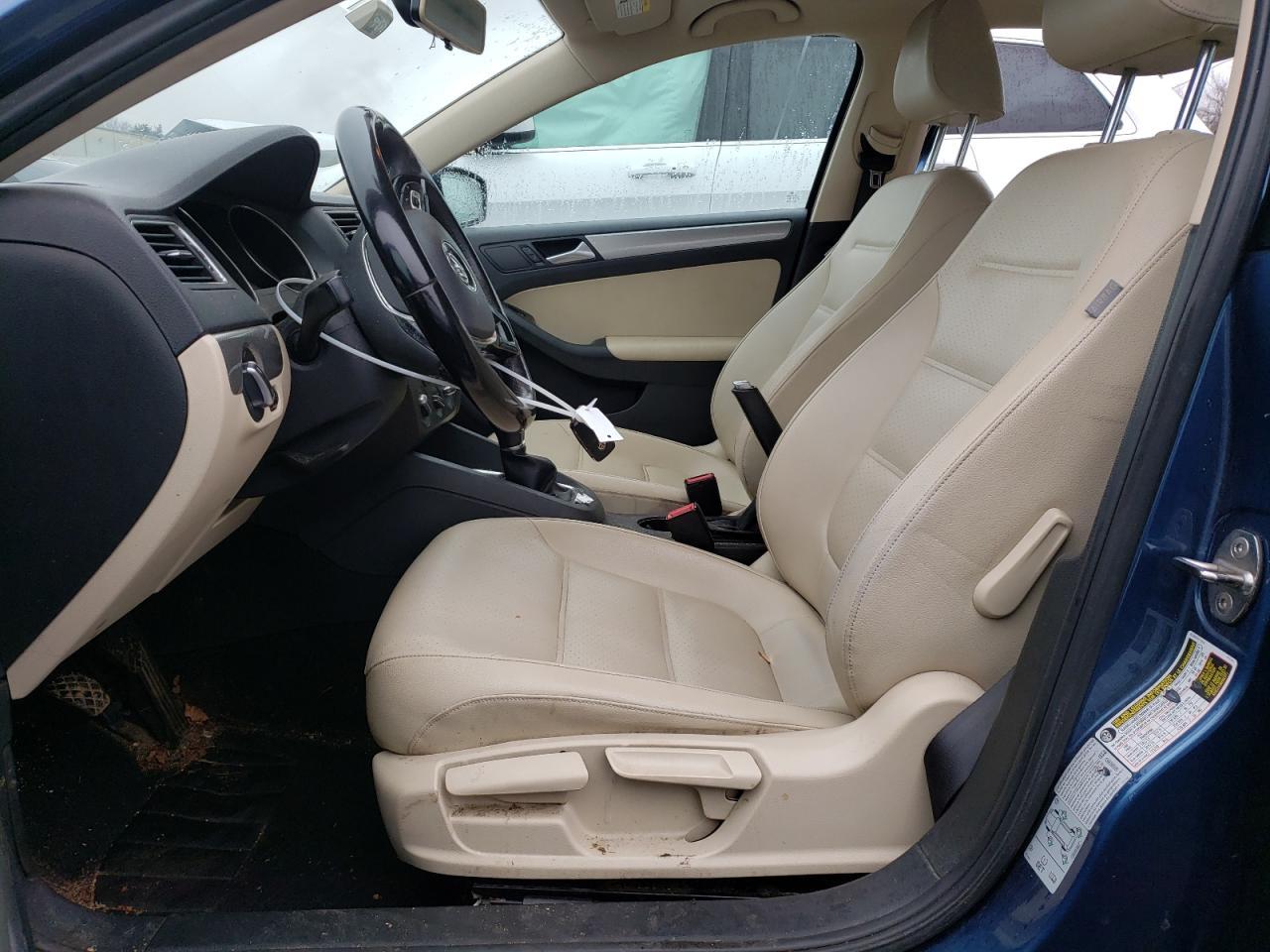 2017 VOLKSWAGEN JETTA SE - Image 7