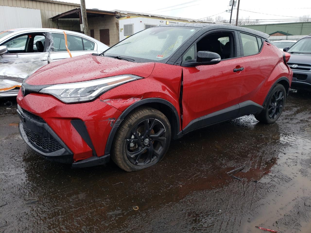 2022 TOYOTA C-HR XLE