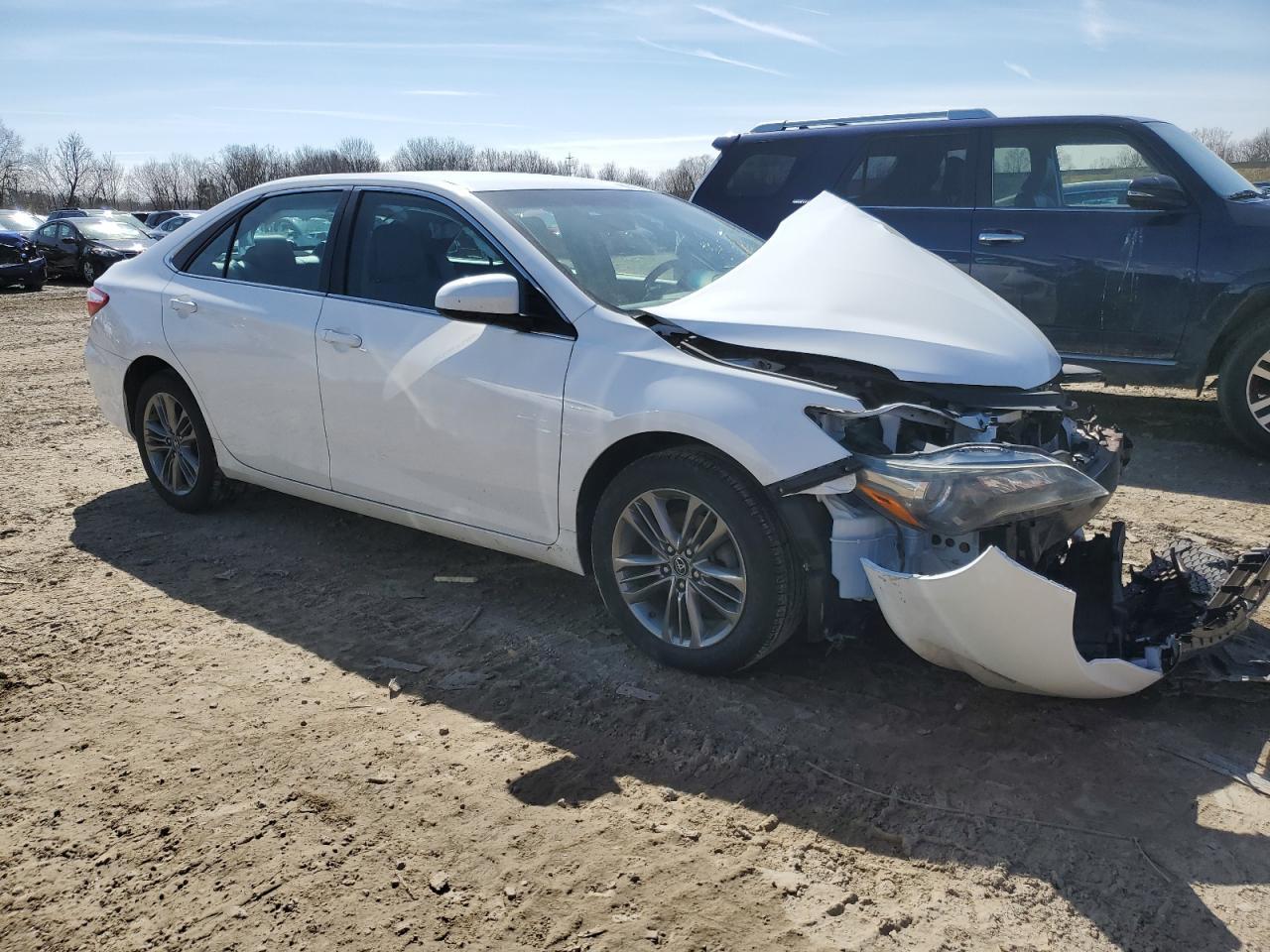2017 TOYOTA CAMRY LE - Image 4