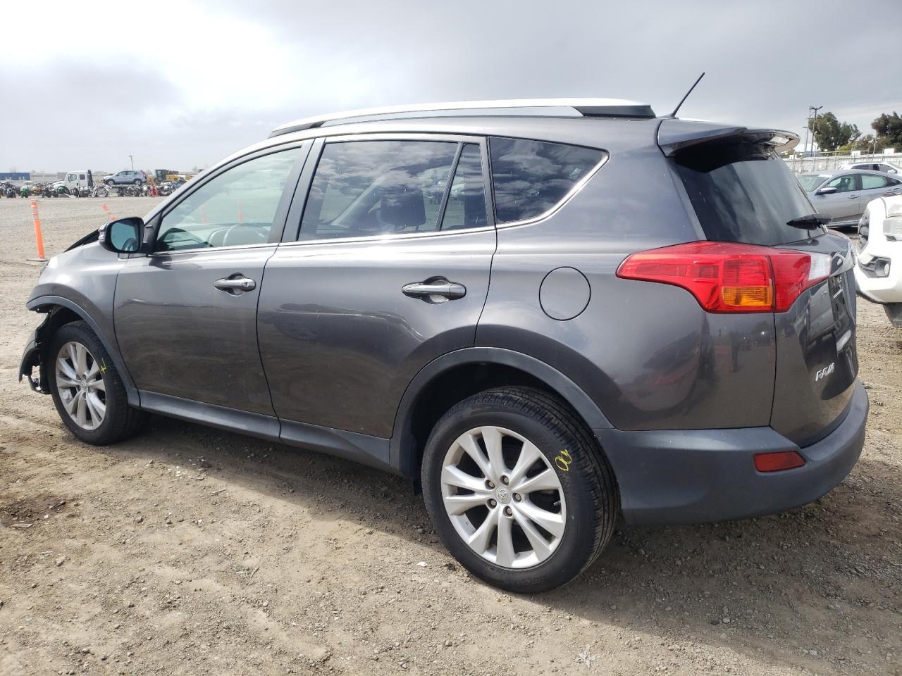 2015 TOYOTA RAV4 LIMIT - Фото 2