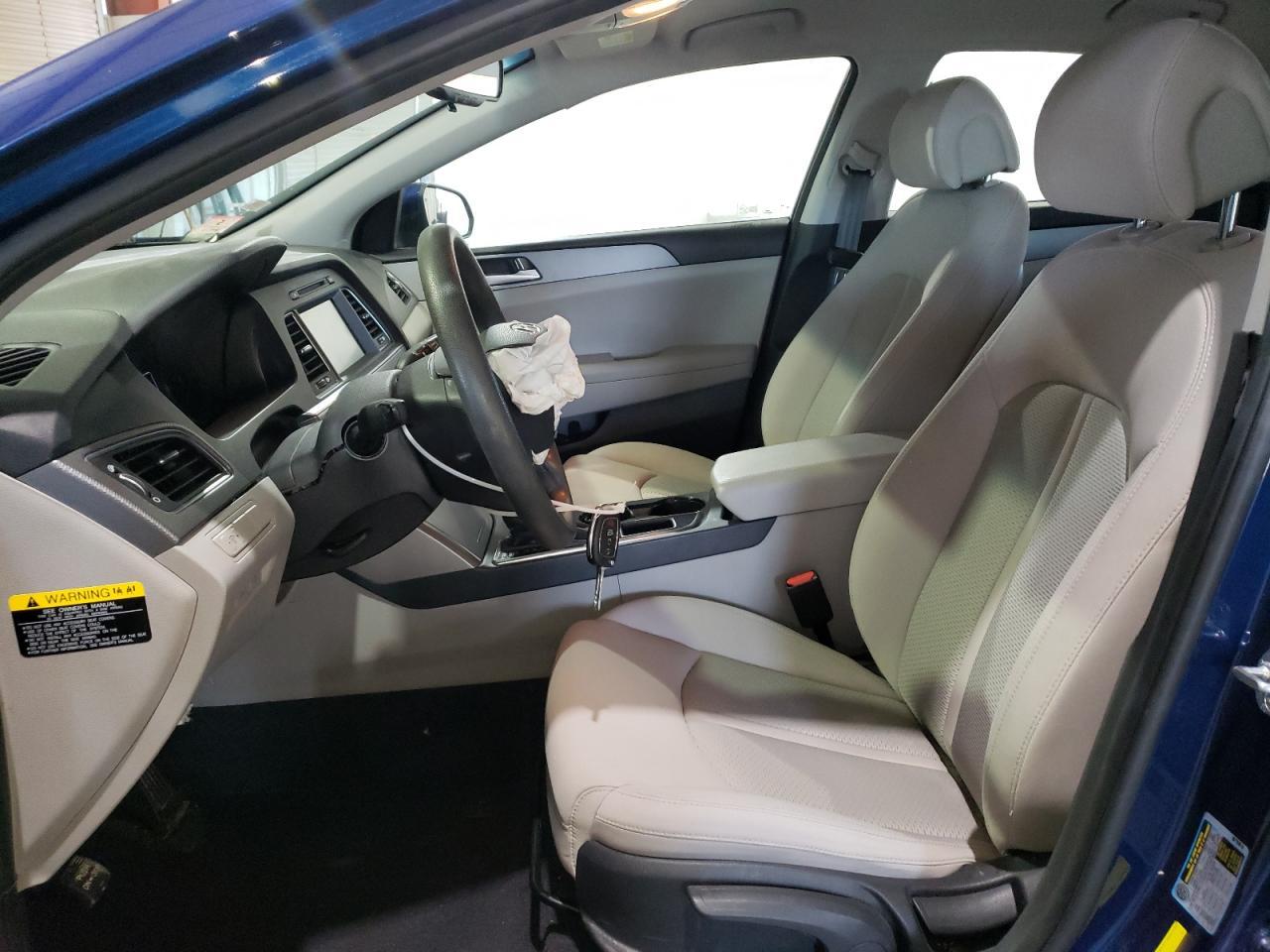 2017 HYUNDAI SONATA SE - Image 7