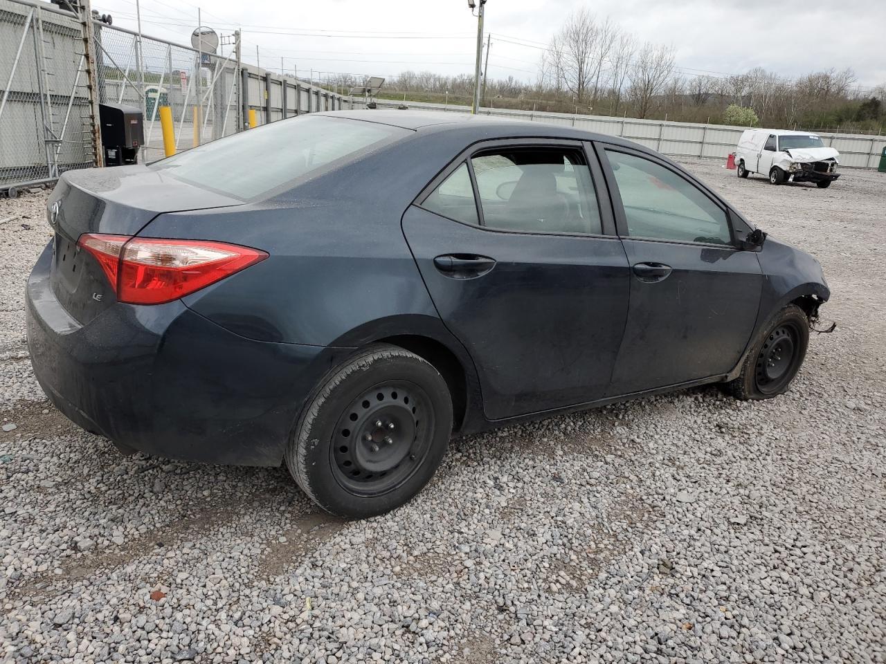 2019 TOYOTA COROLLA L - Image 3