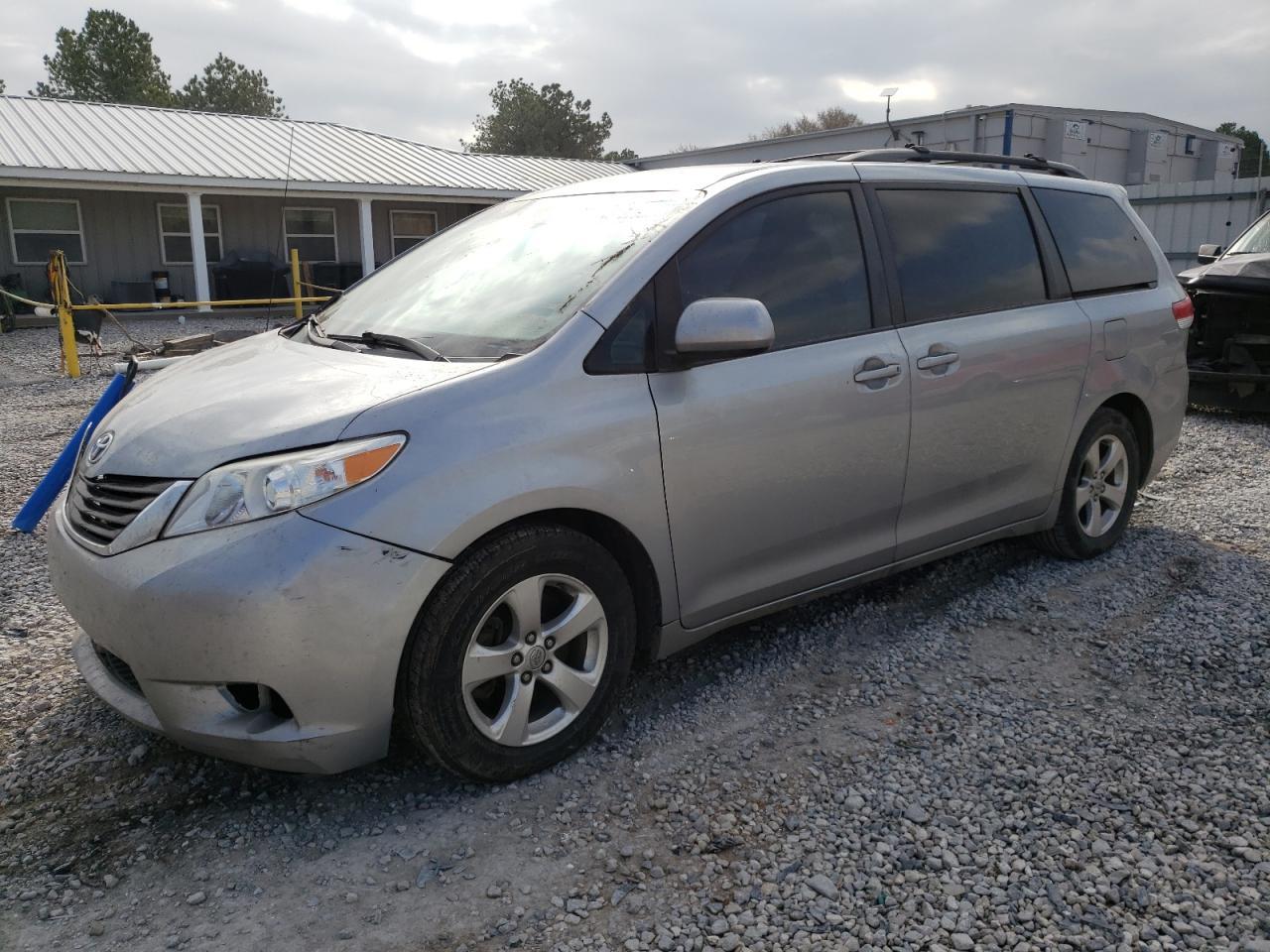 2014 TOYOTA SIENNA LE car image