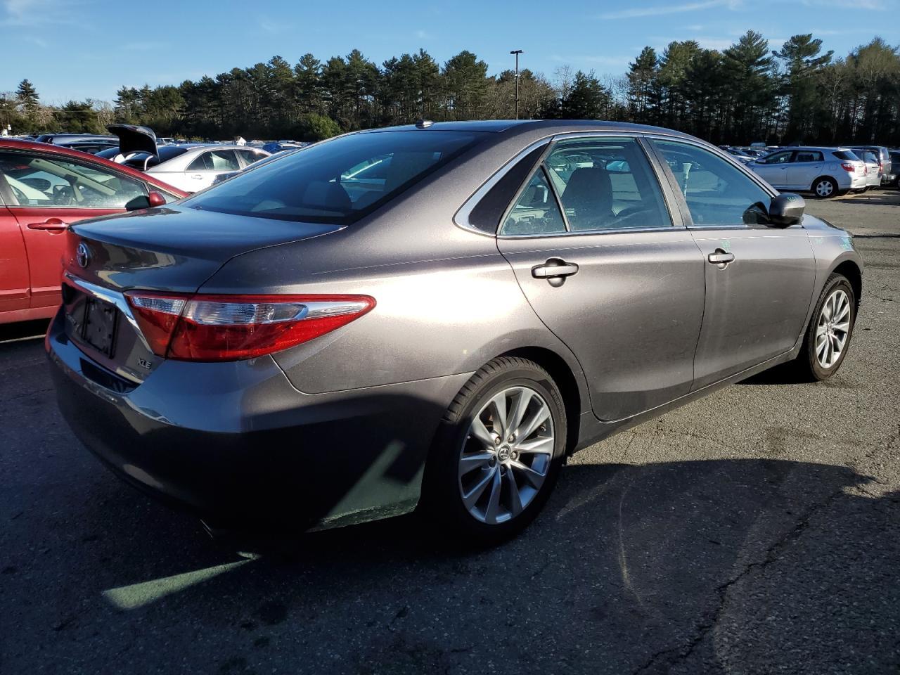 2017 TOYOTA CAMRY LE - Image 3