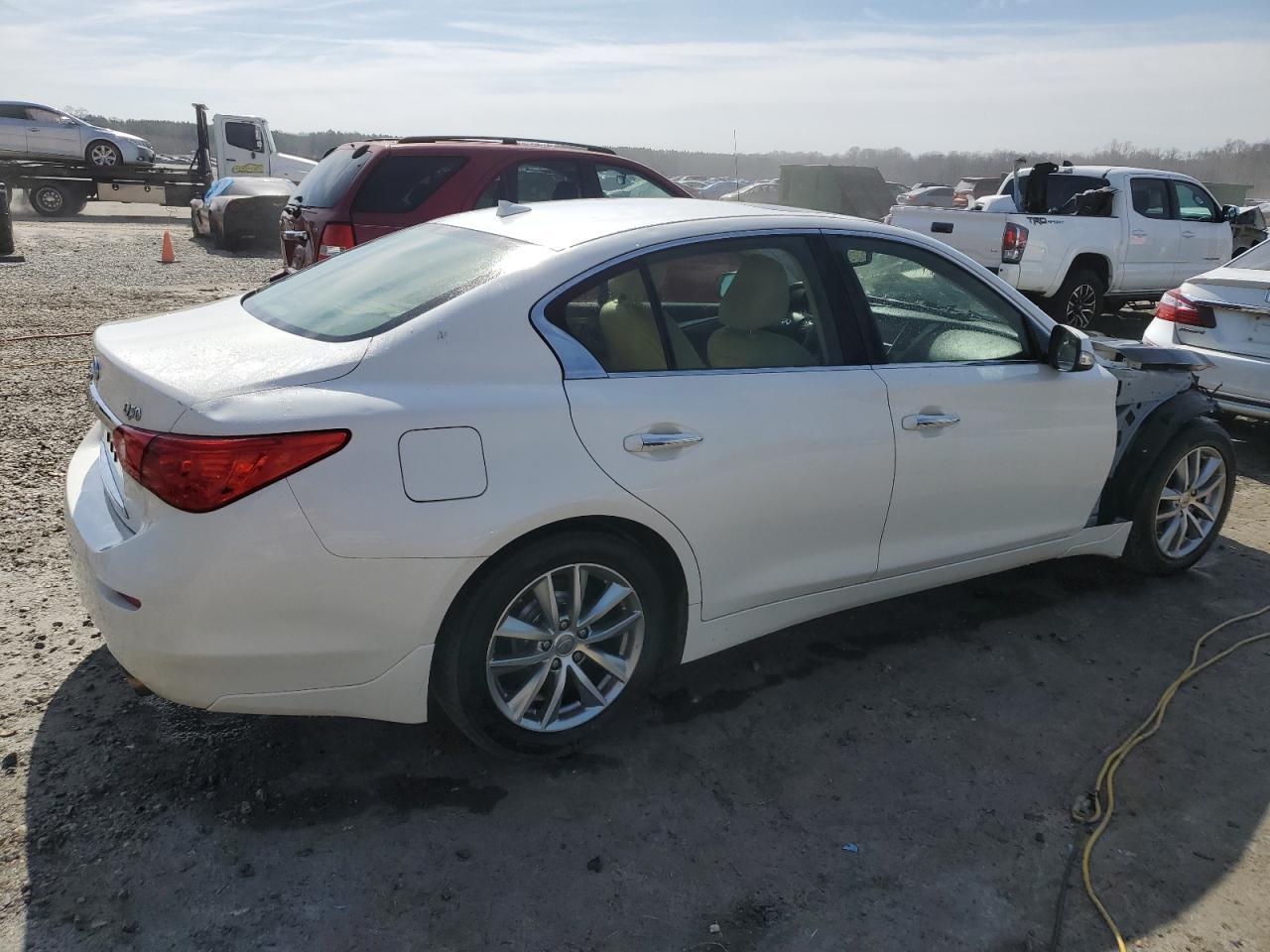 2016 INFINITI Q50 BASE - Фото 3