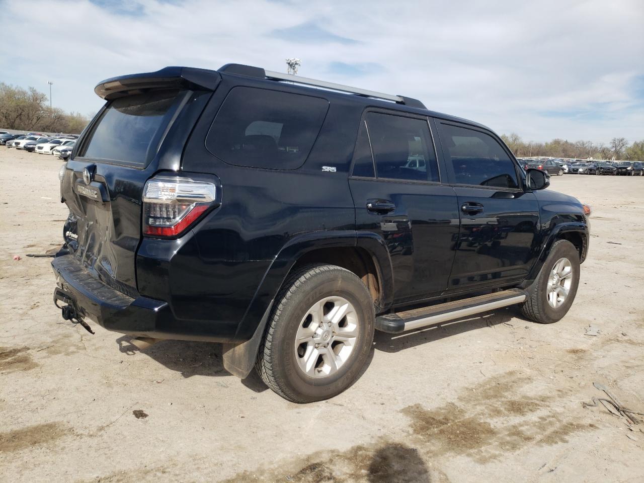 2022 TOYOTA 4RUNNER SR - Image 3