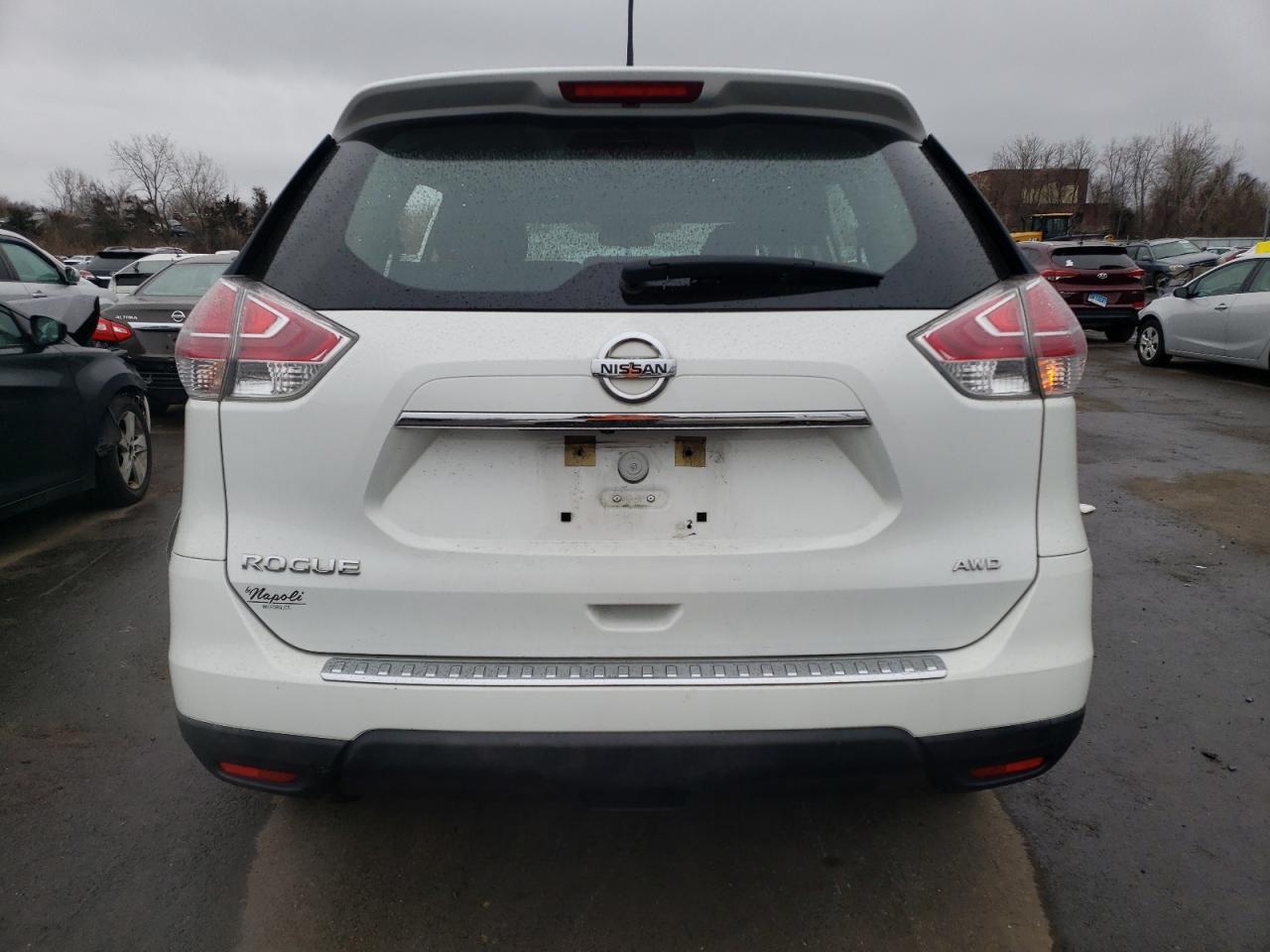 2015 NISSAN ROGUE S - Image 6