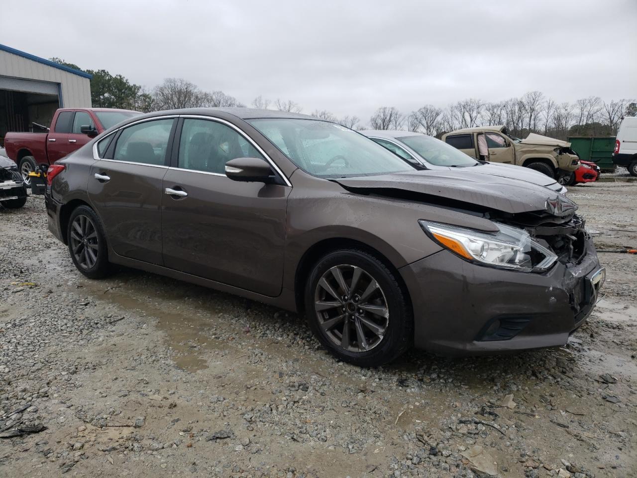 2017 NISSAN ALTIMA 2.5 - Фото 4