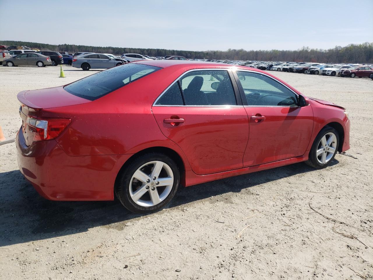 2014 TOYOTA CAMRY L - Image 3
