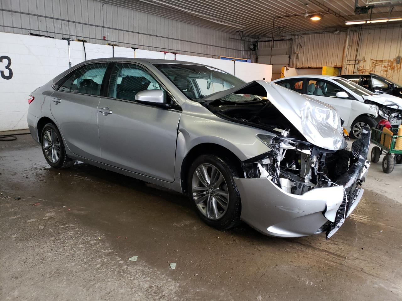 2017 TOYOTA CAMRY LE - Image 4