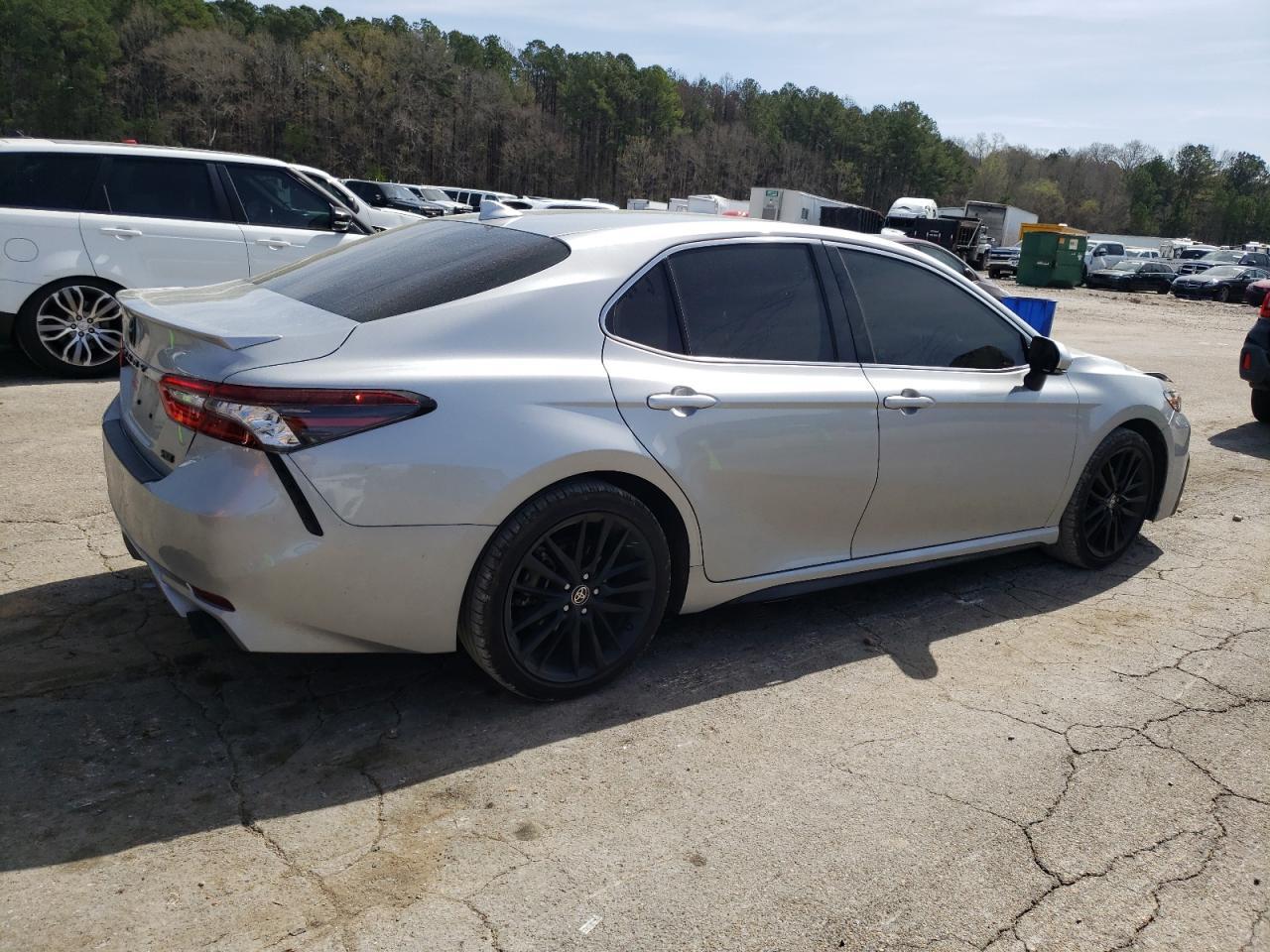 2022 TOYOTA CAMRY XSE - Image 3