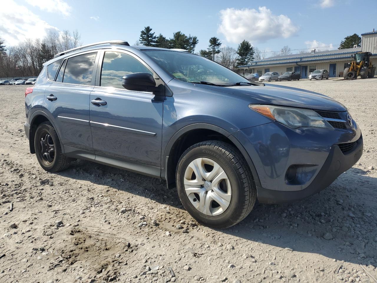 2014 TOYOTA RAV4 LE - Image 4