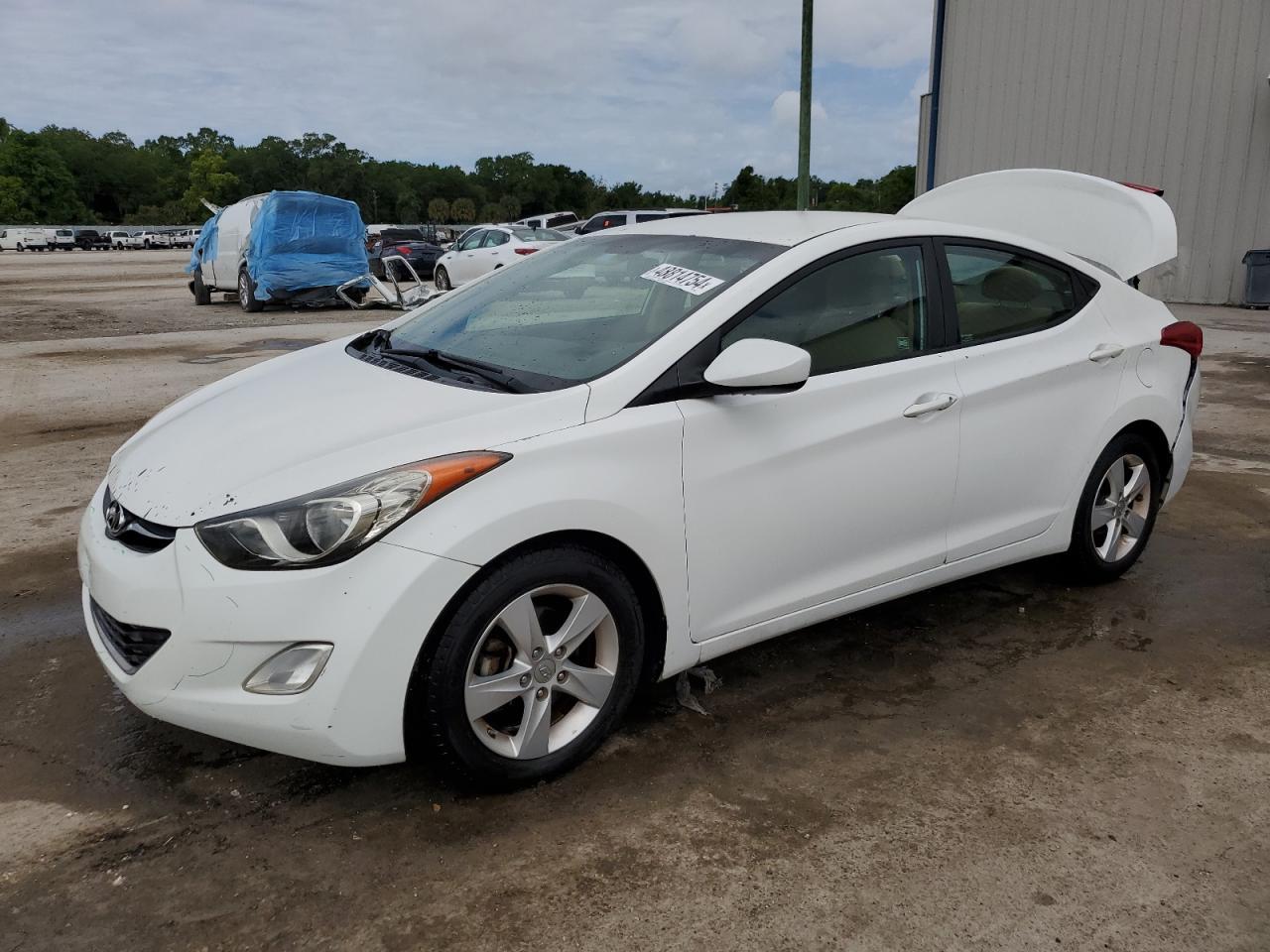 2013 HYUNDAI ELANTRA GL