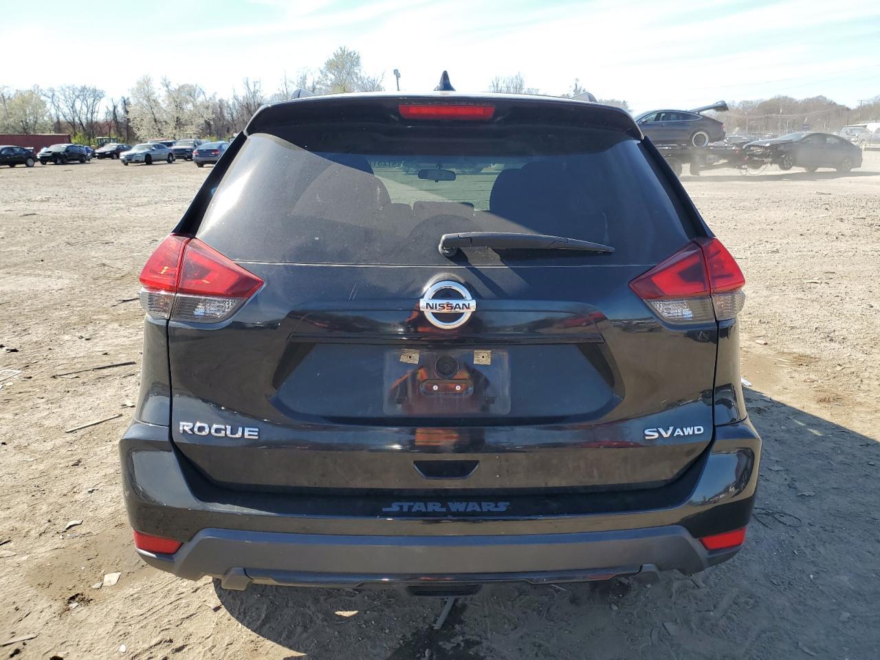 2017 NISSAN ROGUE SV - Фото 6