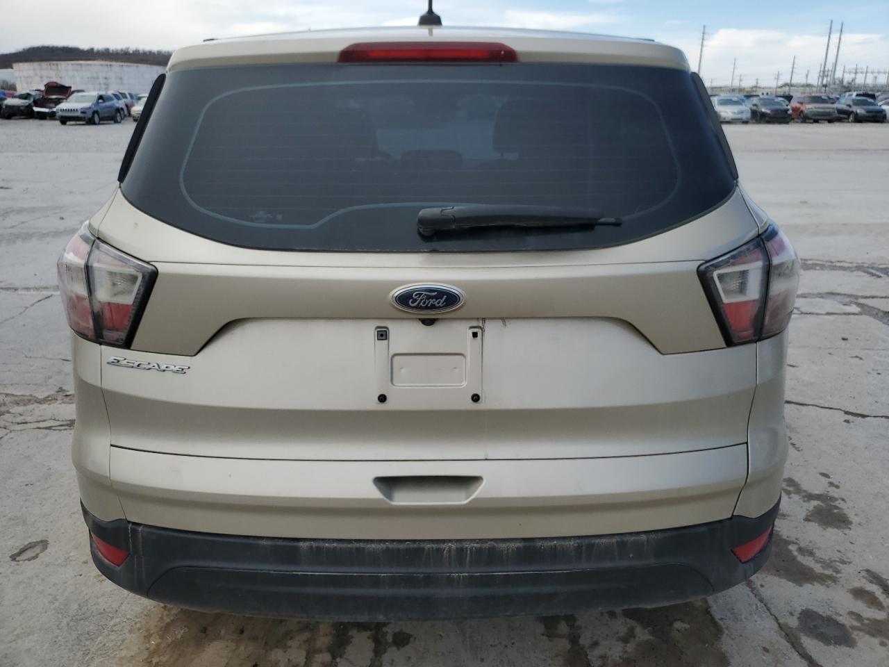 2017 FORD ESCAPE S - Image 6