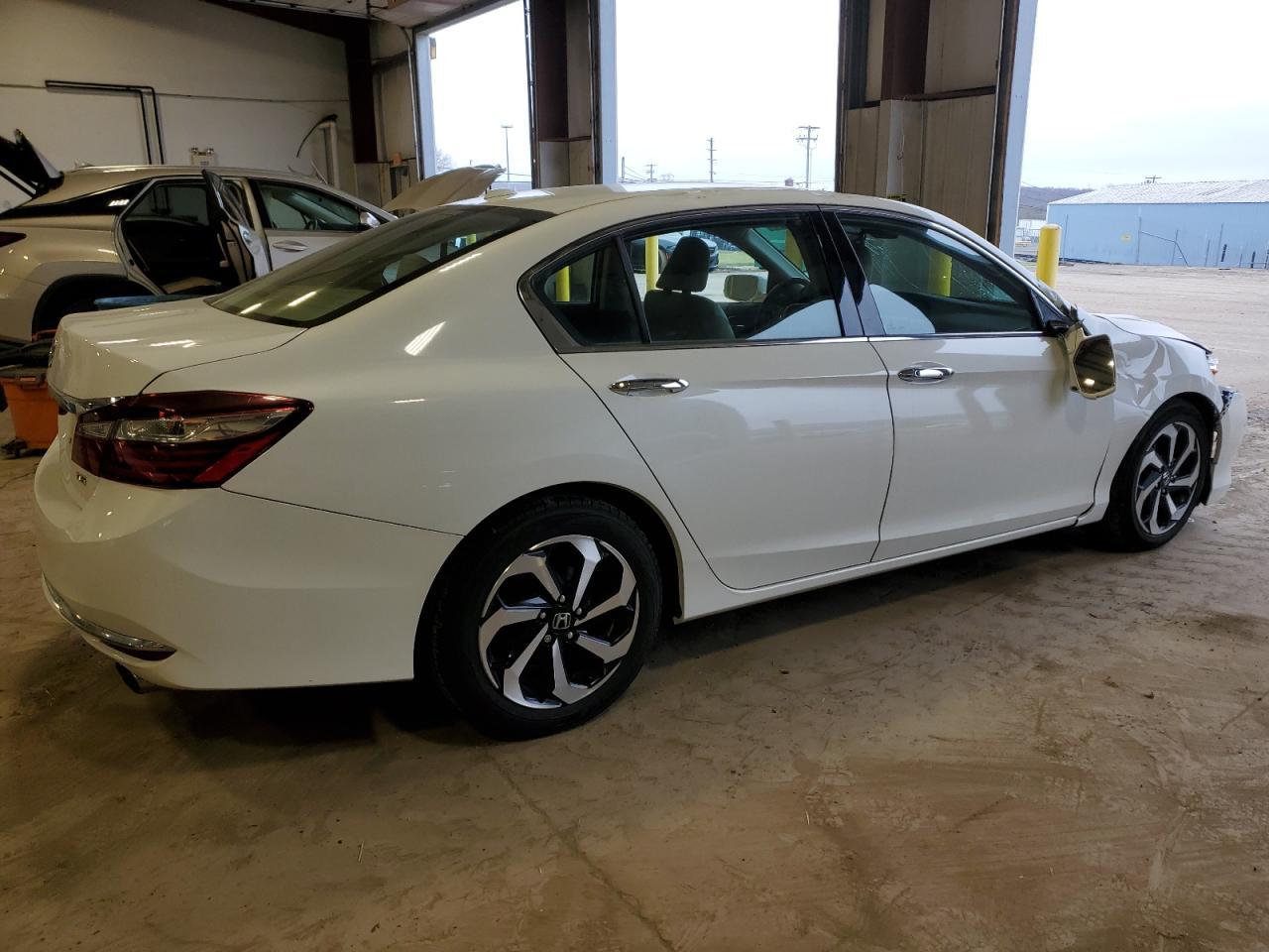 2016 HONDA ACCORD EXL - Image 3