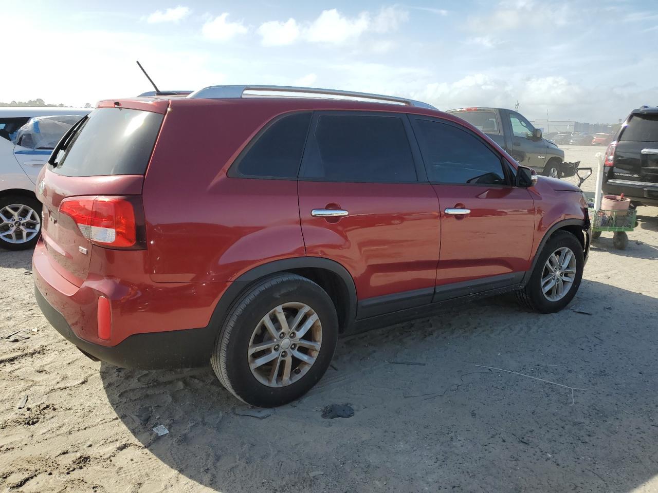 2014 KIA SORENTO LX - Image 3