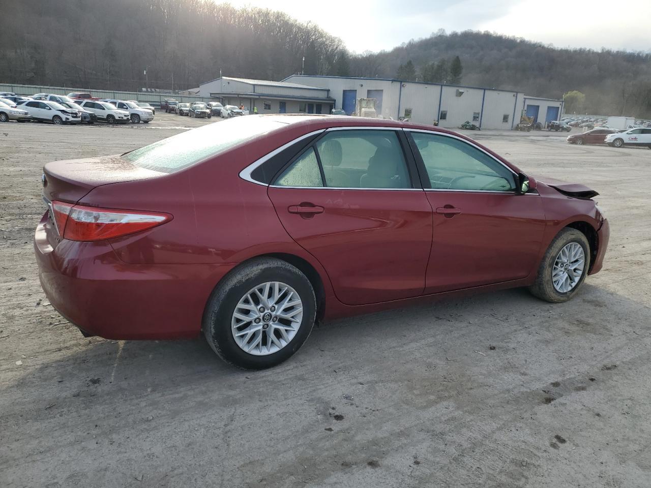 2017 TOYOTA CAMRY LE - Image 3