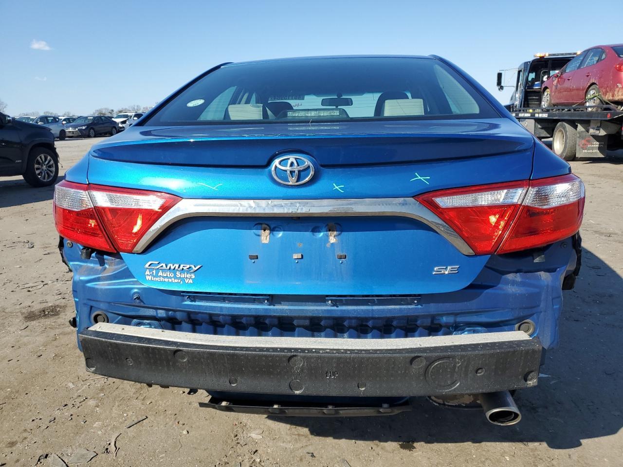 2017 TOYOTA CAMRY LE - Image 6