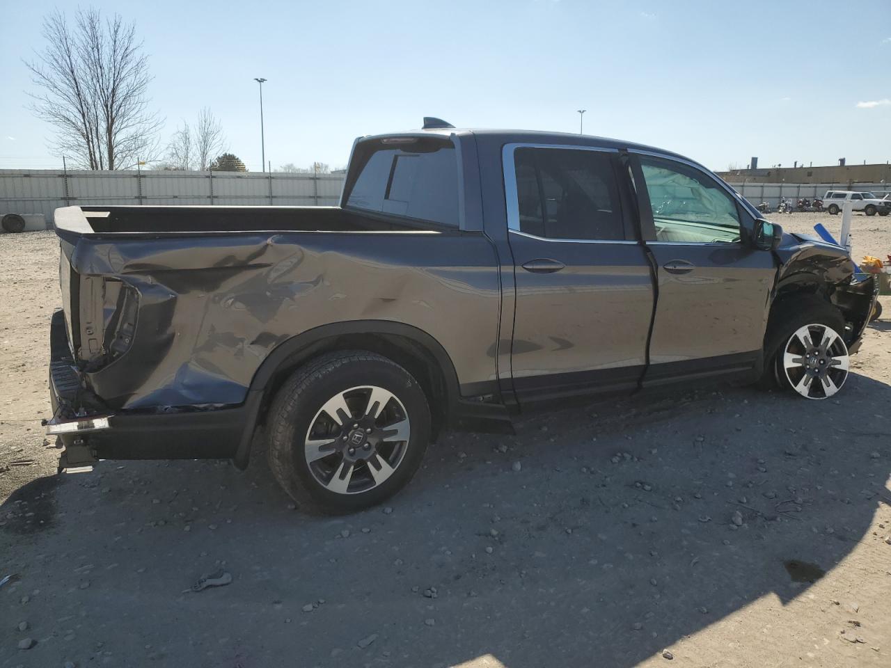 2019 HONDA RIDGELINE - Image 3