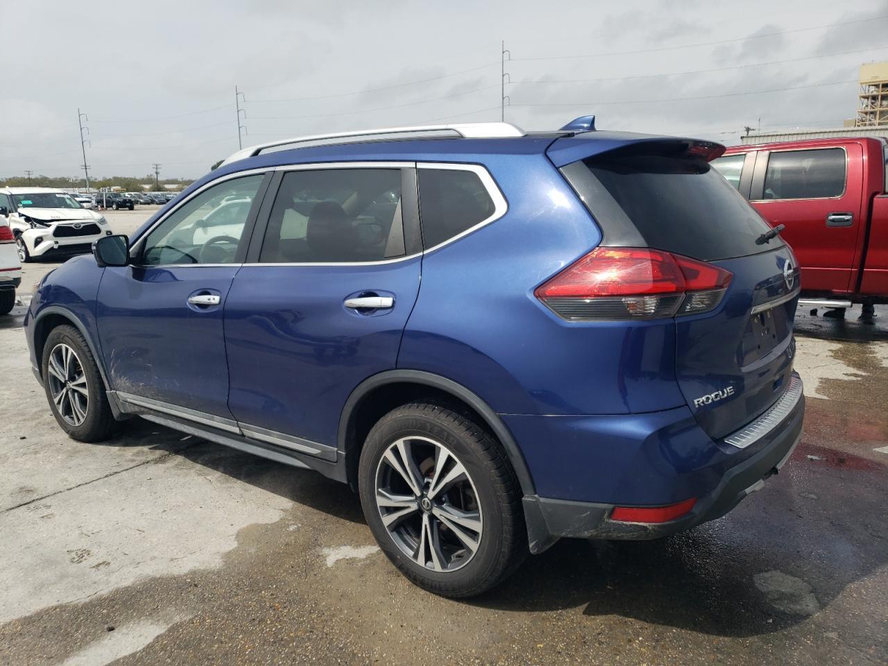 2017 NISSAN ROGUE S - Фото 2