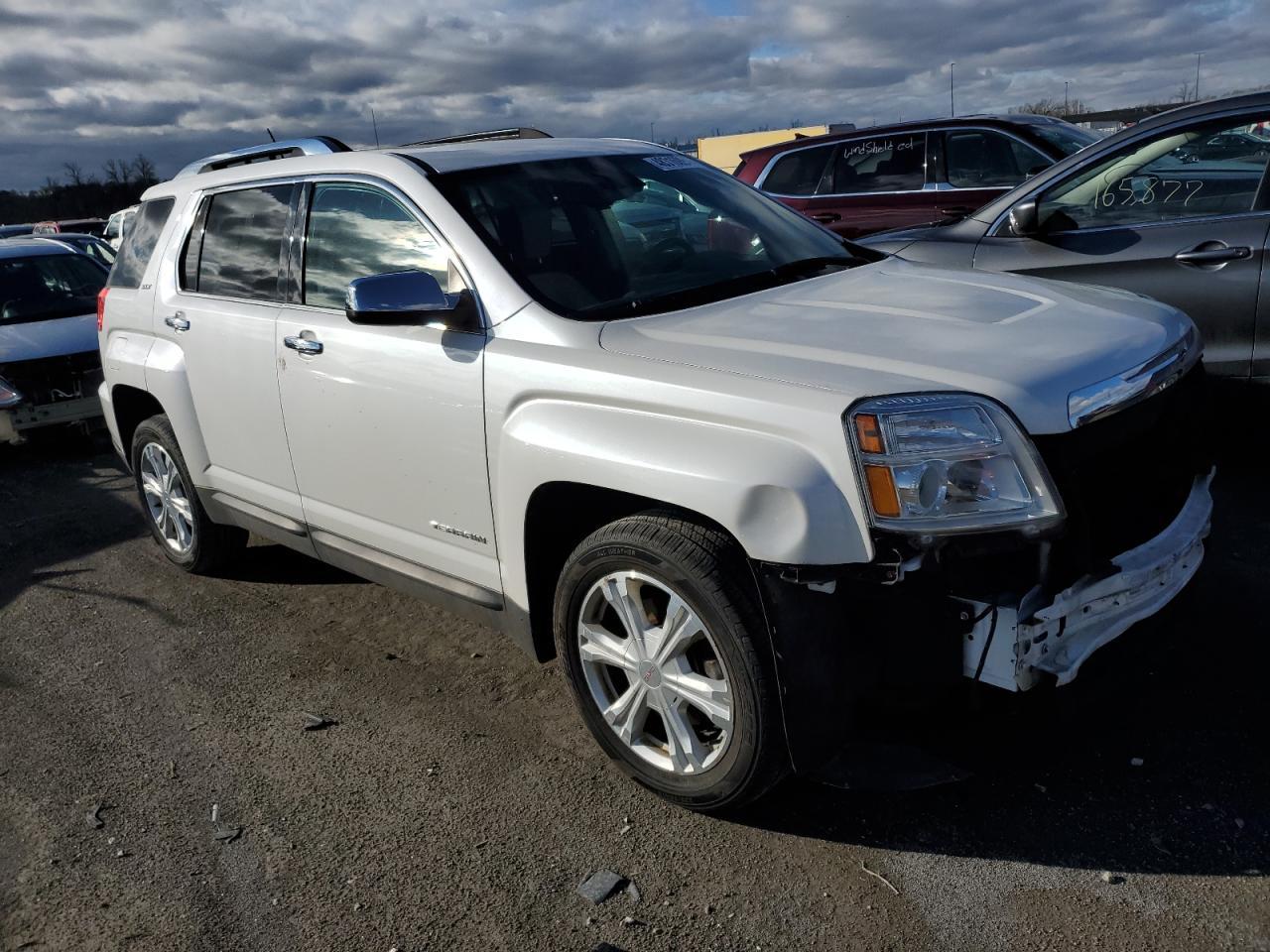 2016 GMC TERRAIN SL - Image 4