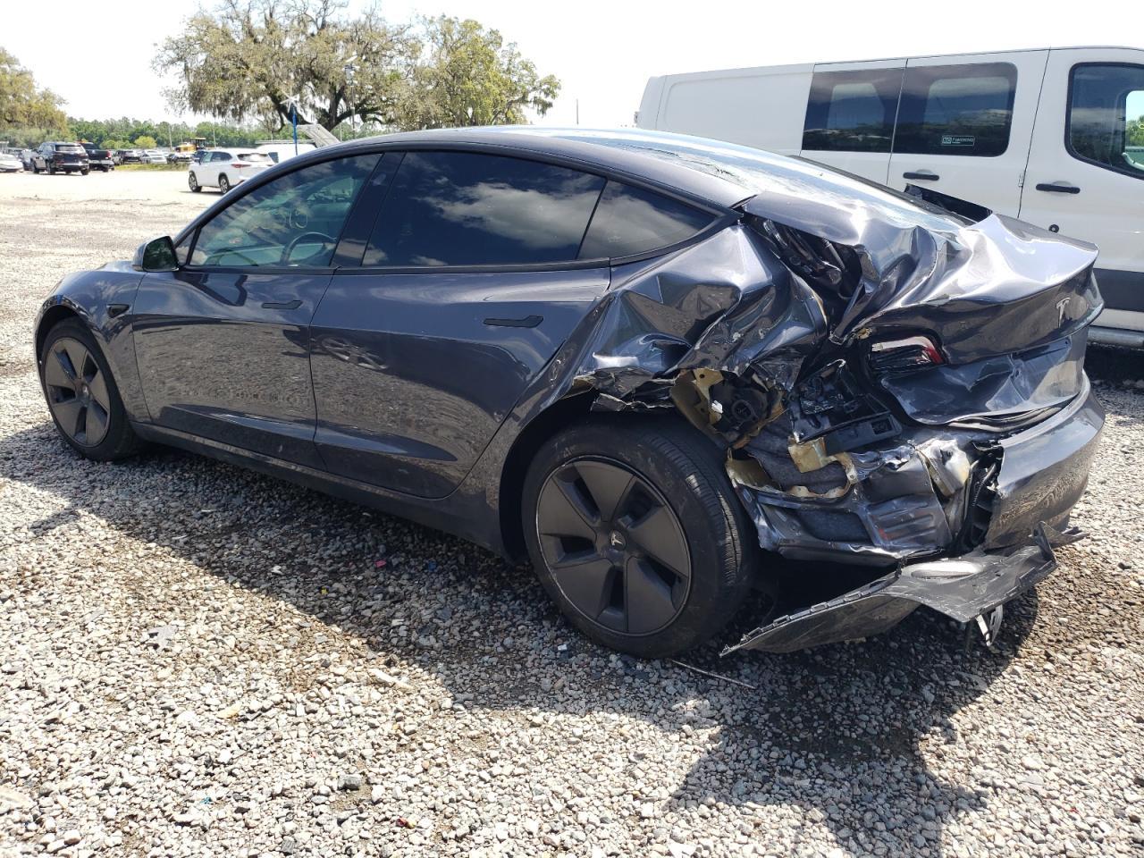2023 TESLA MODEL 3 - Фото 2