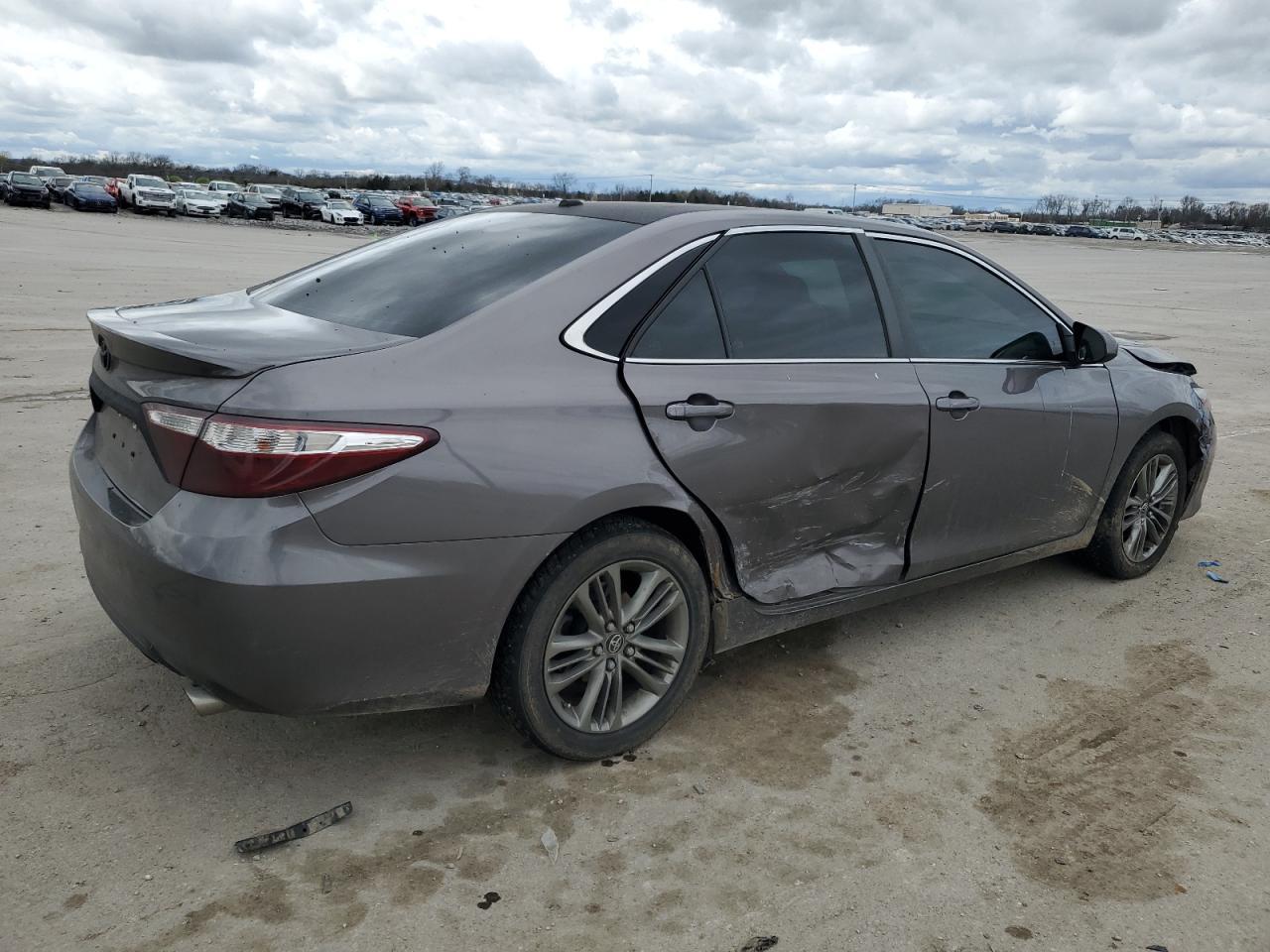 2017 TOYOTA CAMRY LE - Image 3