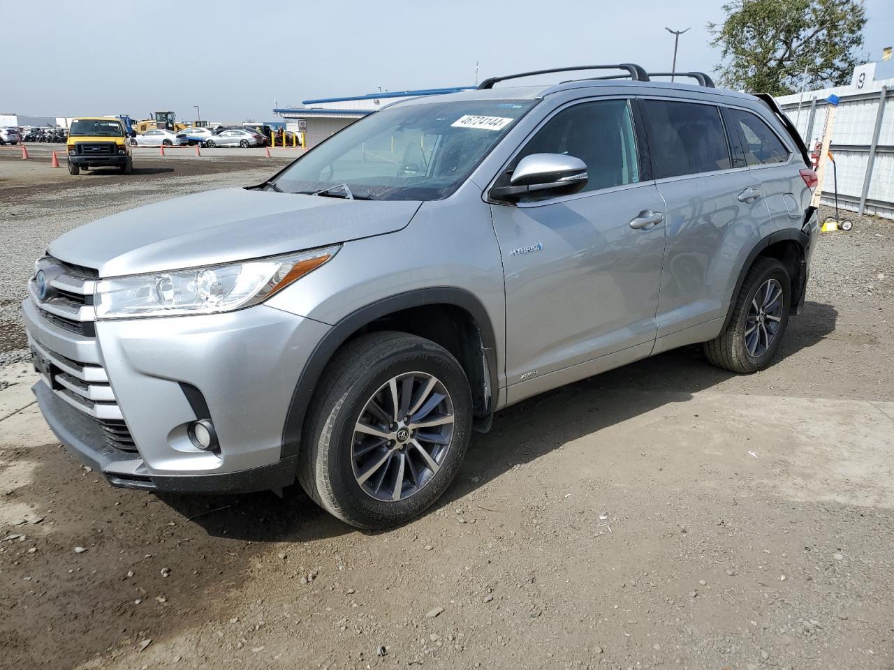 2018 TOYOTA HIGHLANDER