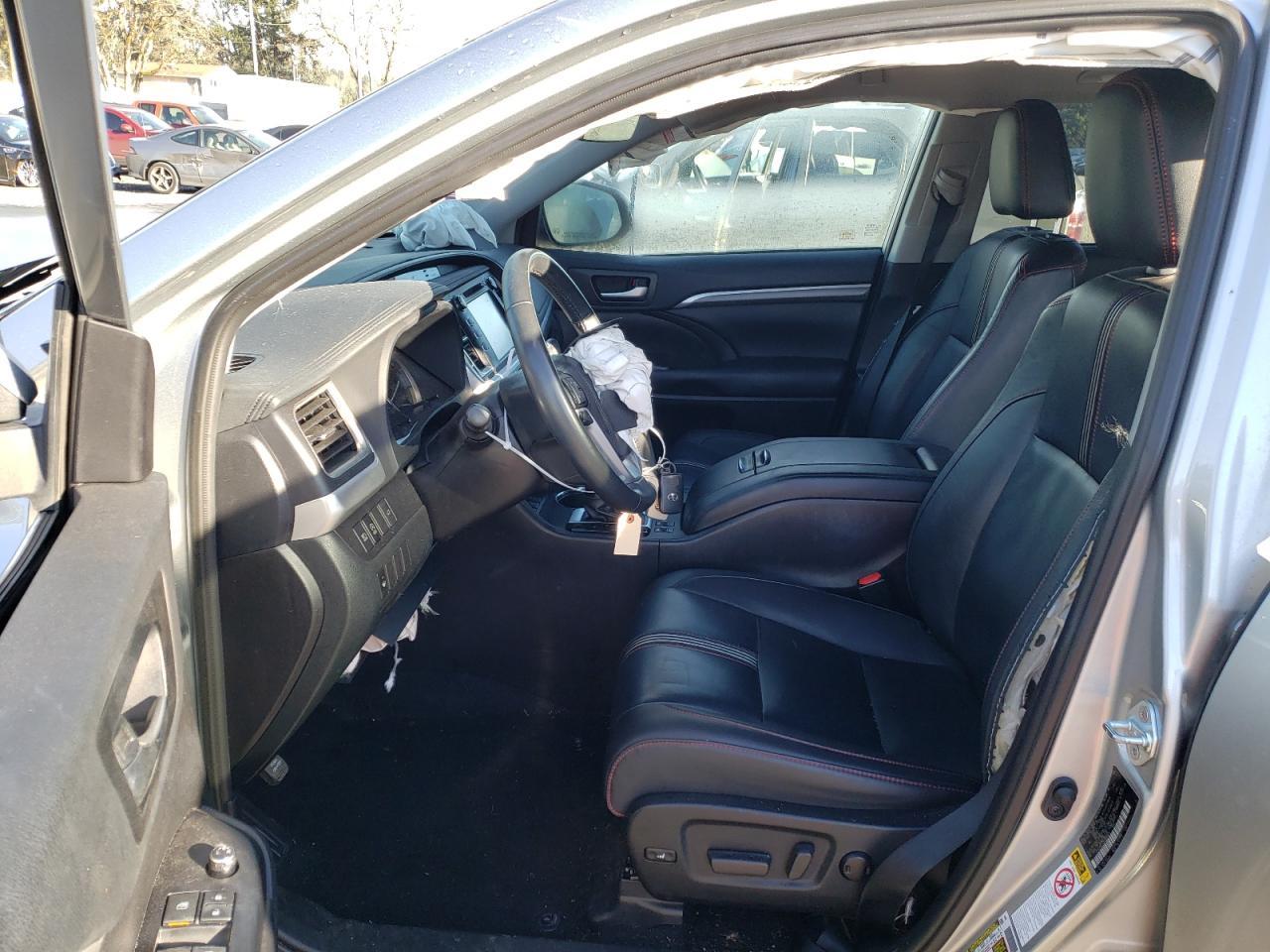 2019 TOYOTA HIGHLANDER - Image 7