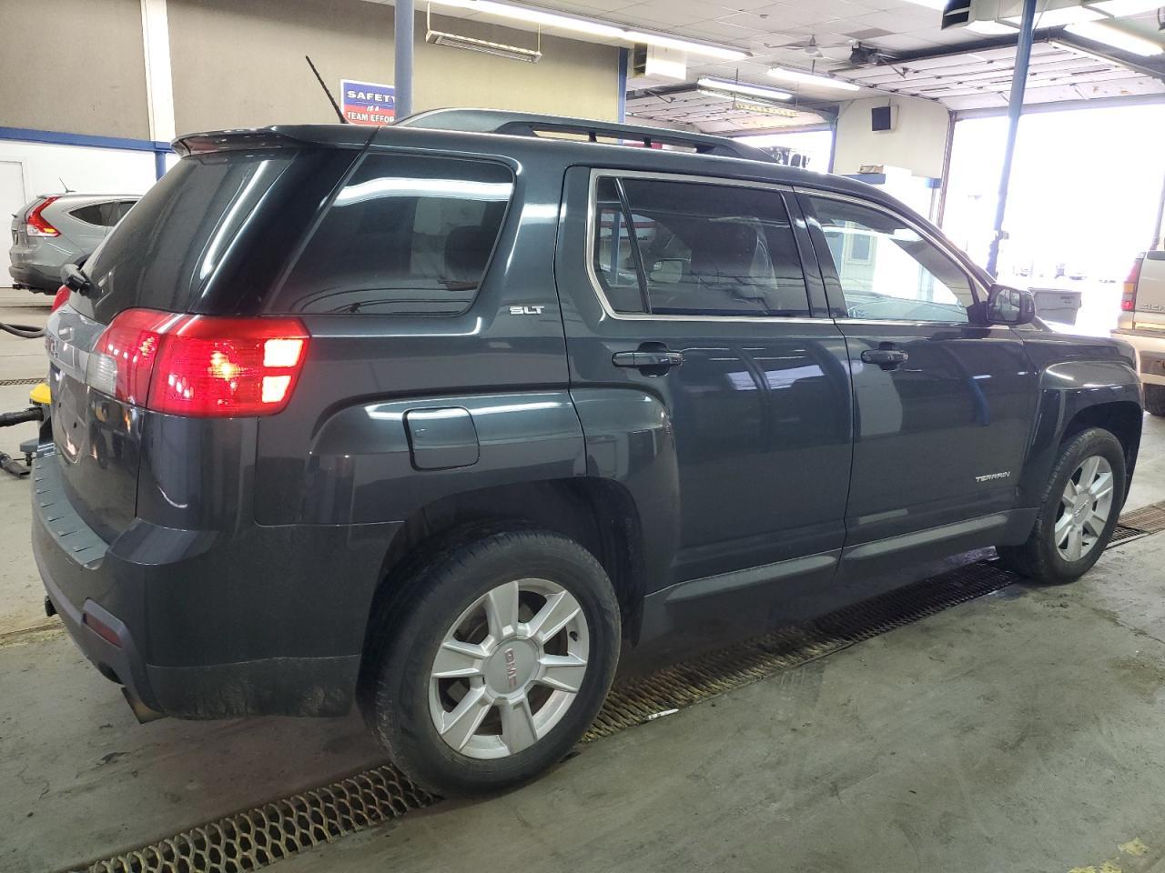 2013 GMC TERRAIN SL - Фото 3