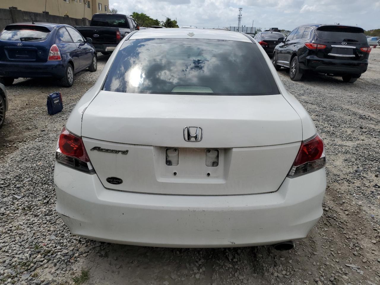 2010 HONDA ACCORD EXL - Image 6