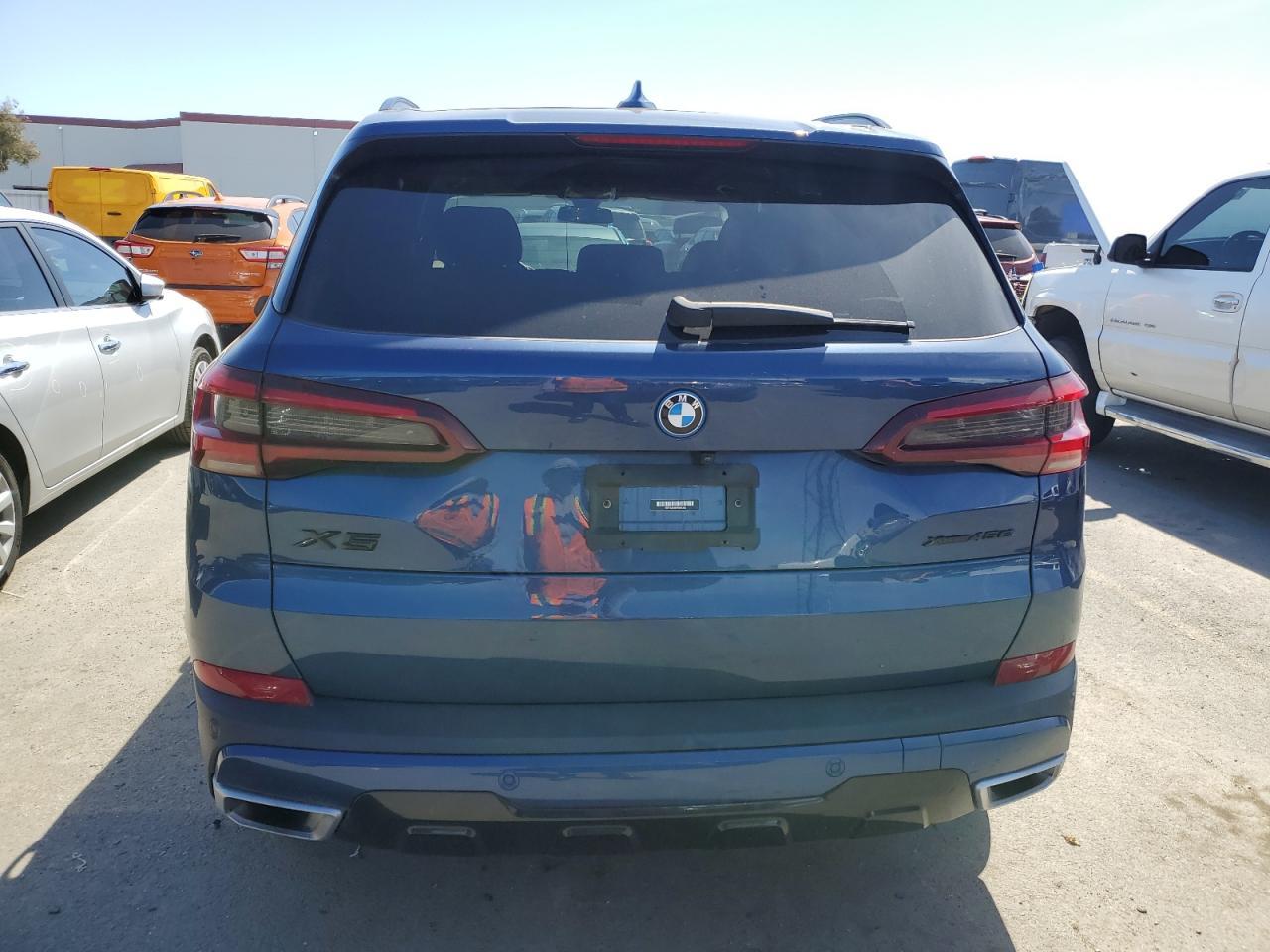 2023 BMW X5 XDRIVE4 - Фото 6