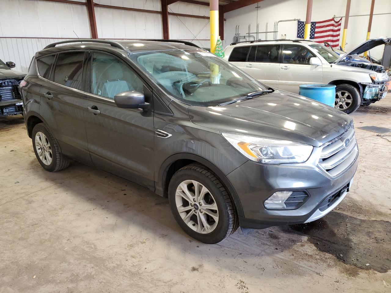 2017 FORD ESCAPE SE - Фото 4