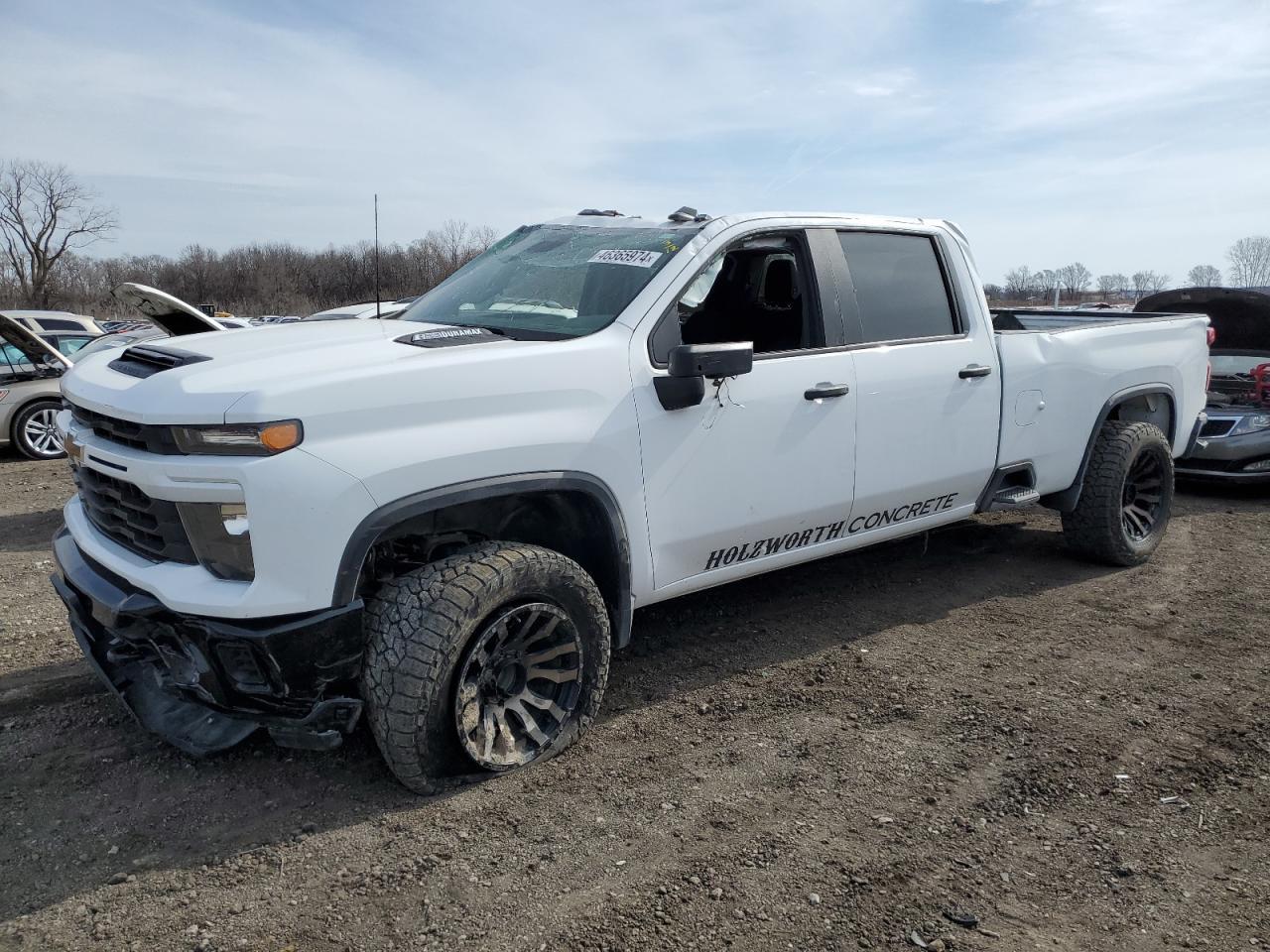 2024 CHEVROLET SILVERADO car image