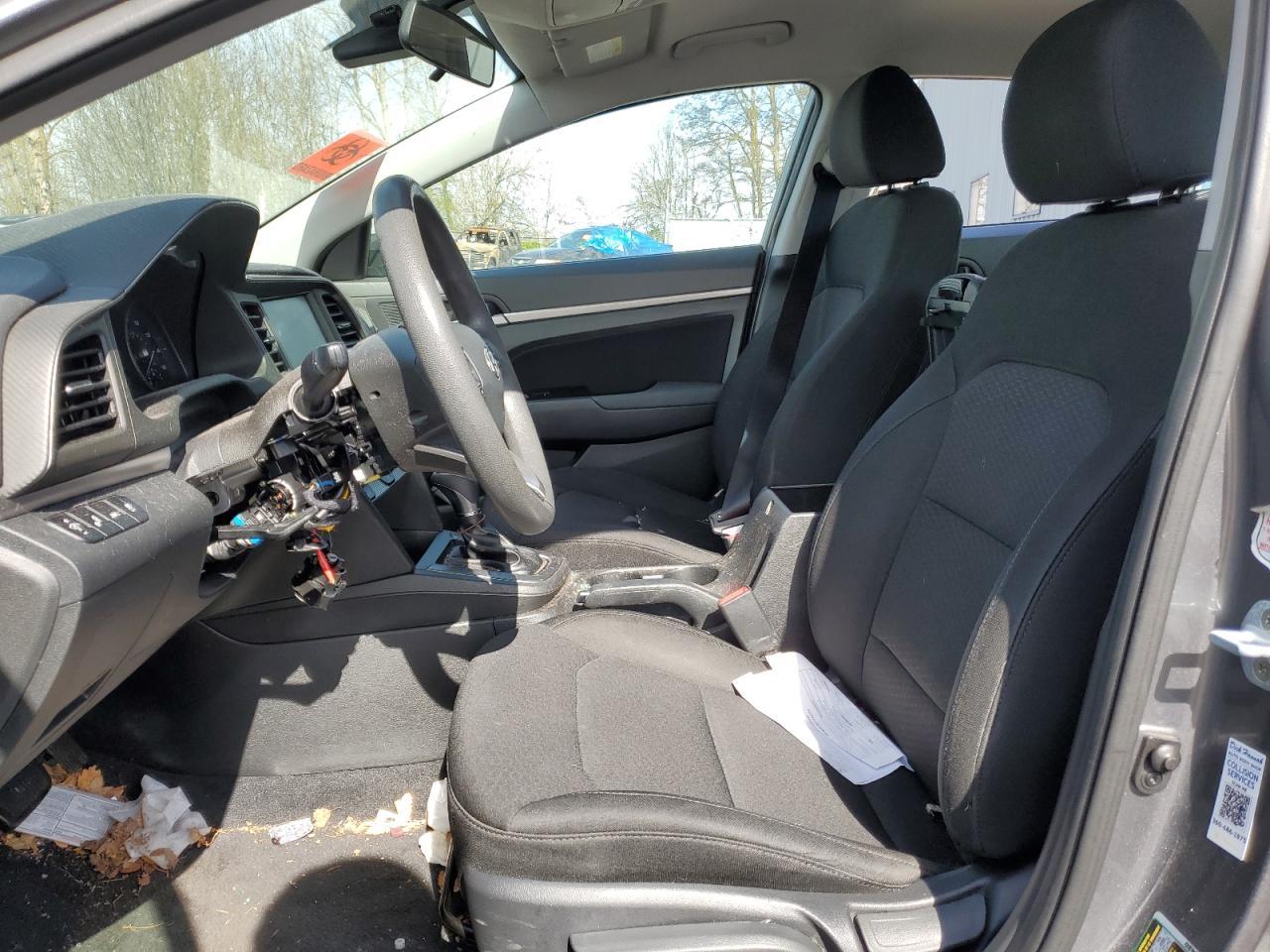 2019 HYUNDAI ELANTRA SE - Фото 7