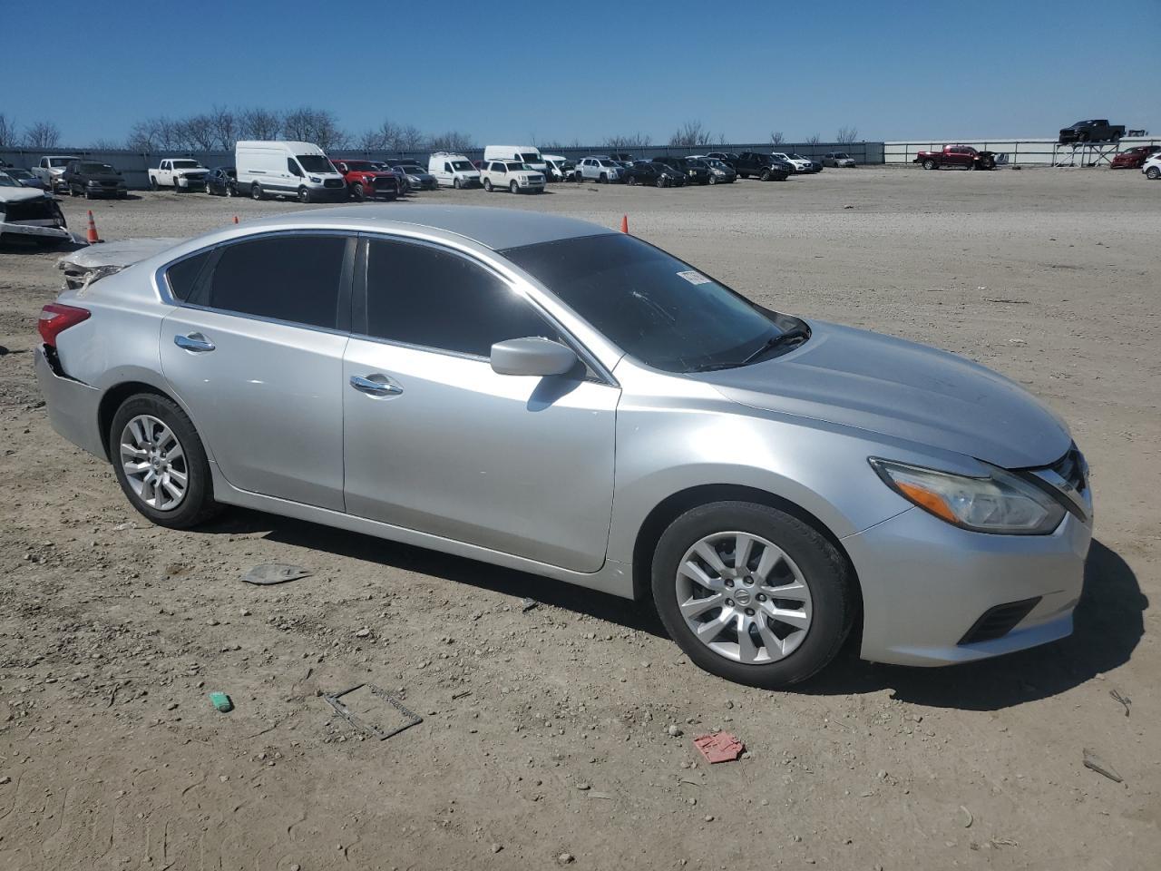 2017 NISSAN ALTIMA 2.5 - Image 4