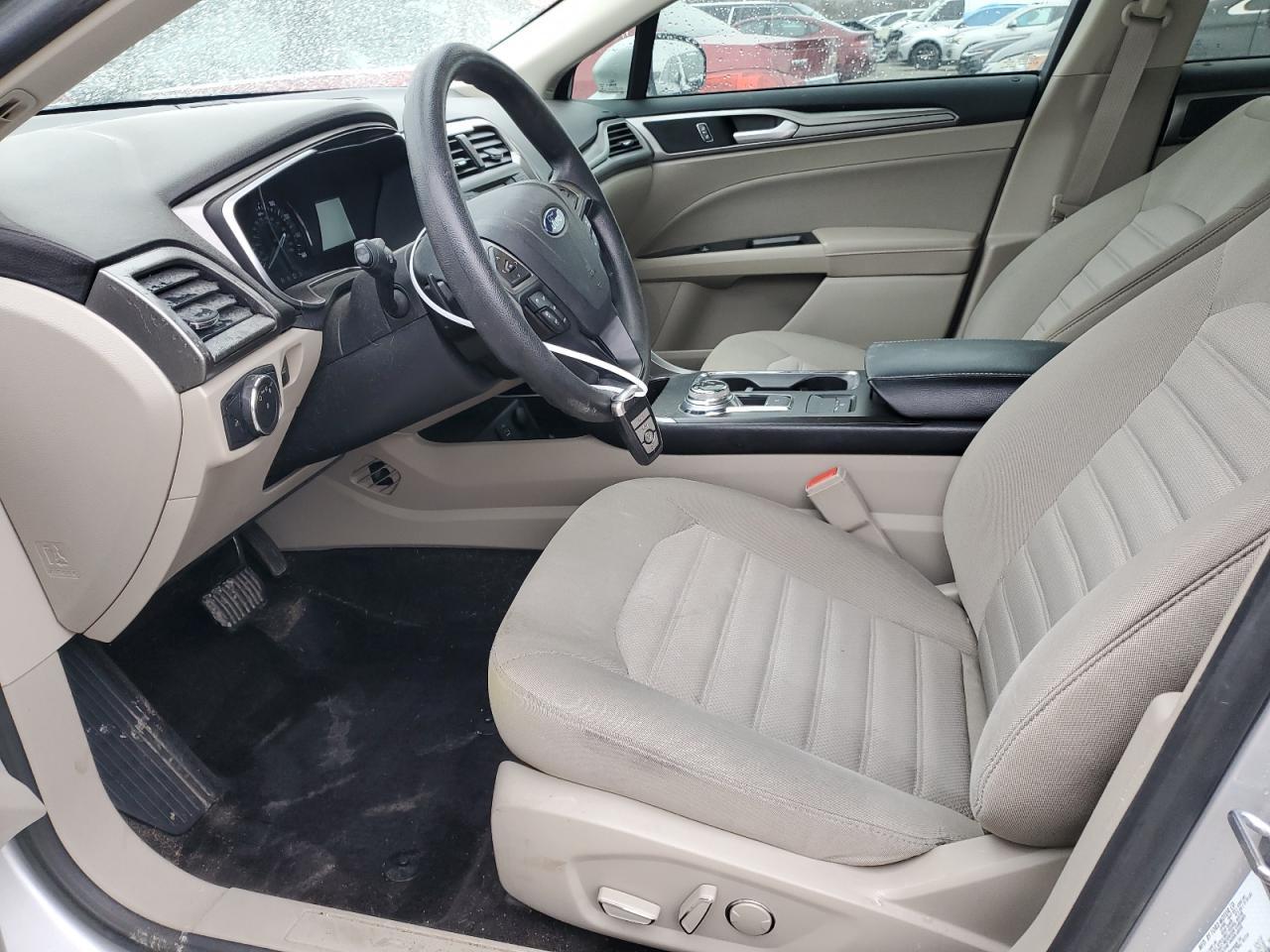 2017 FORD FUSION SE - Фото 7