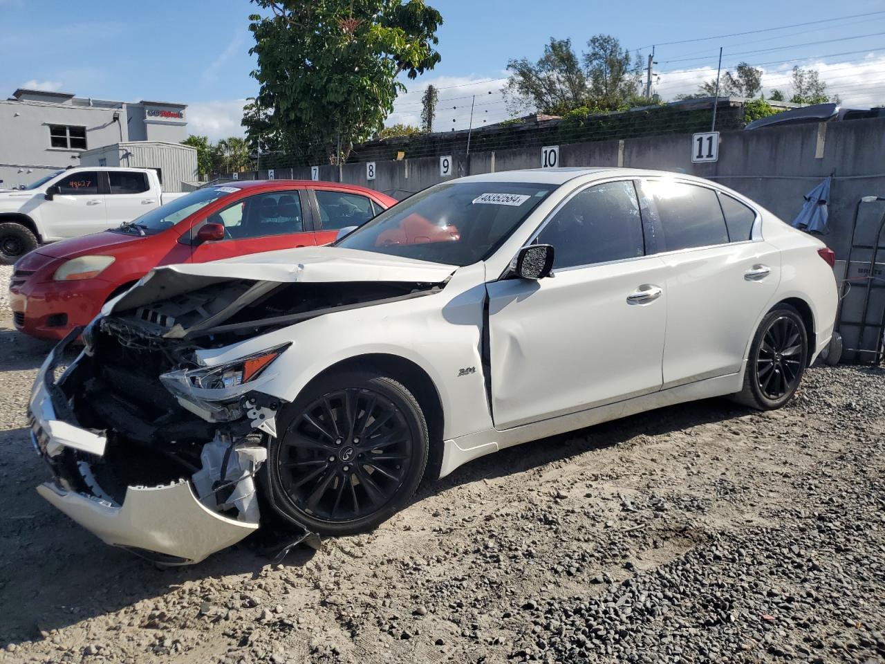 2019 INFINITI Q50 LUXE car image