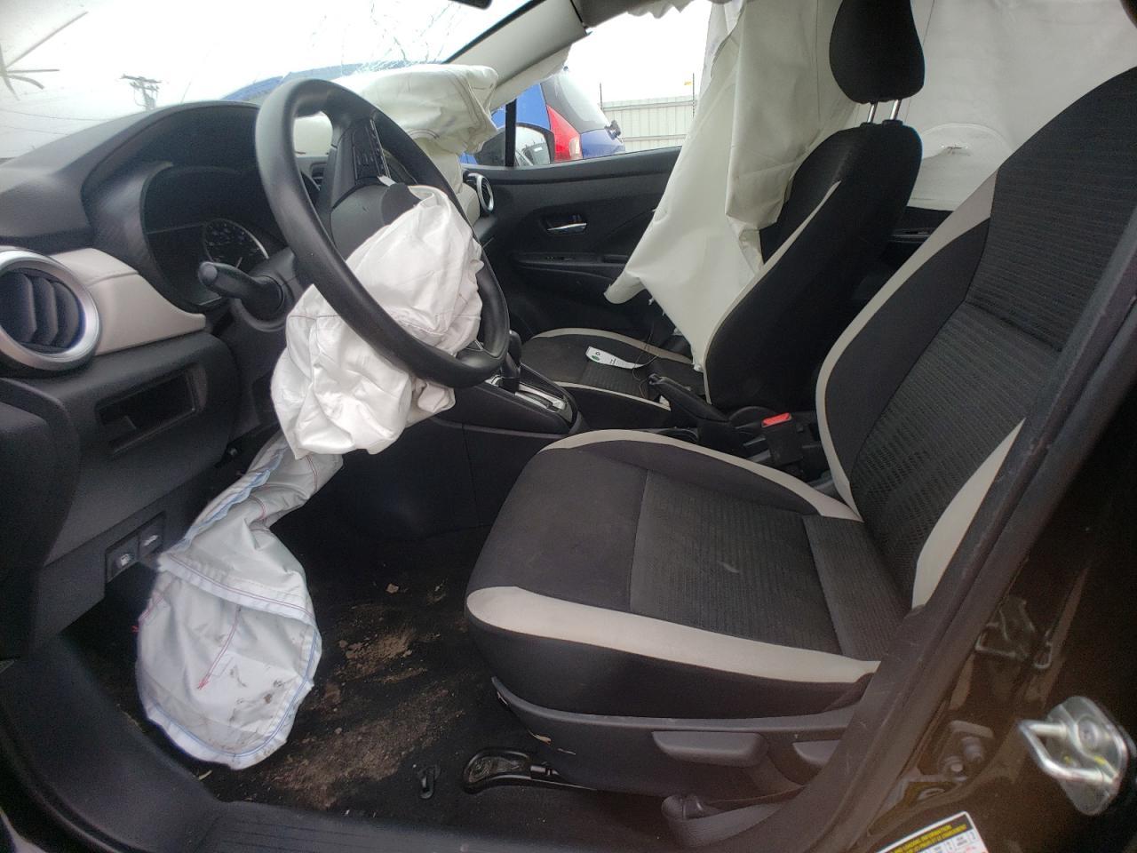 2021 NISSAN VERSA SV - Image 7