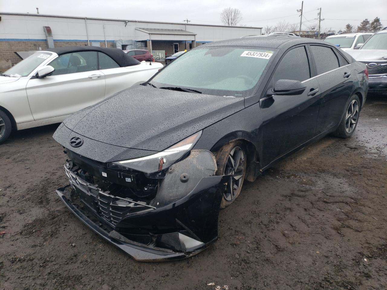 2022 HYUNDAI ELANTRA SE